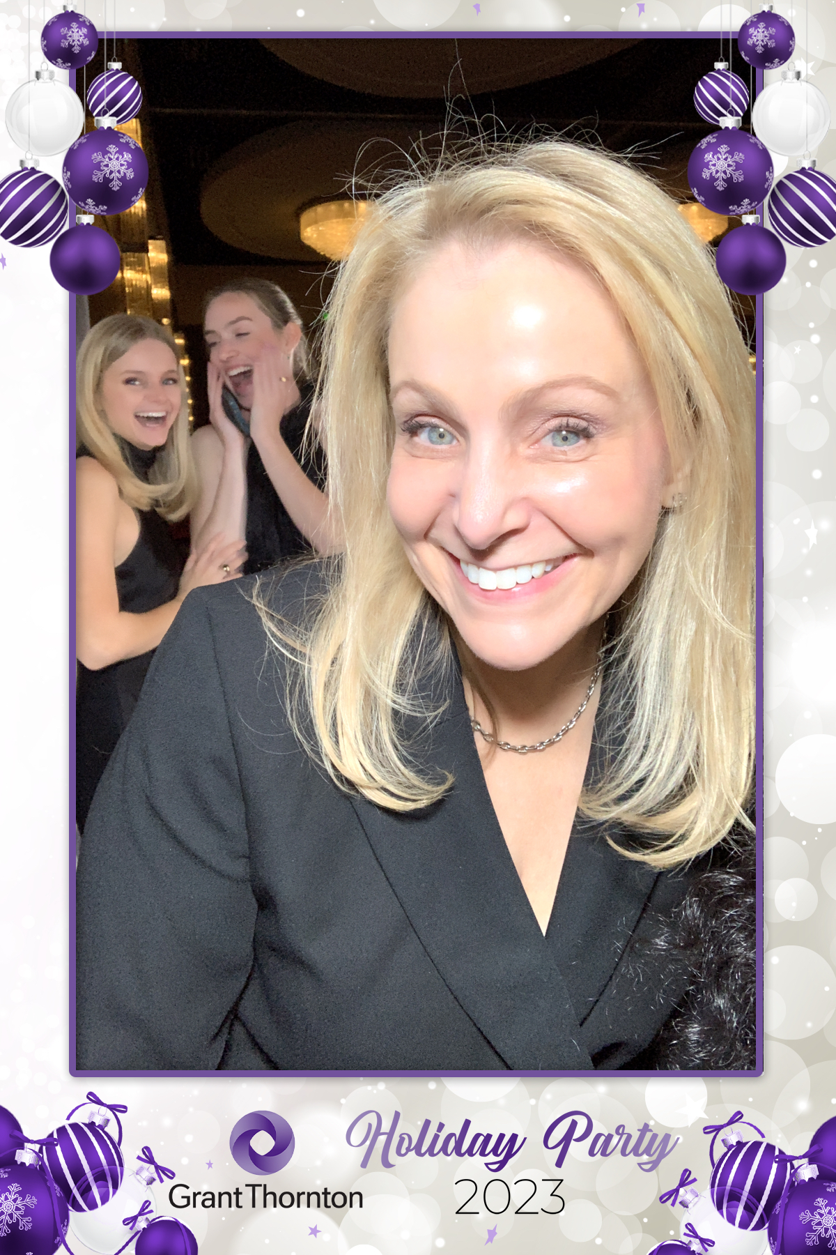 GRANT THORNTON HOLIDAY PARTY | View more photos from the event at gallery.rckapturedmemories.com/u/RCKapturedMemories/GRANT-THORNTON-HOLIDAY-PARTY