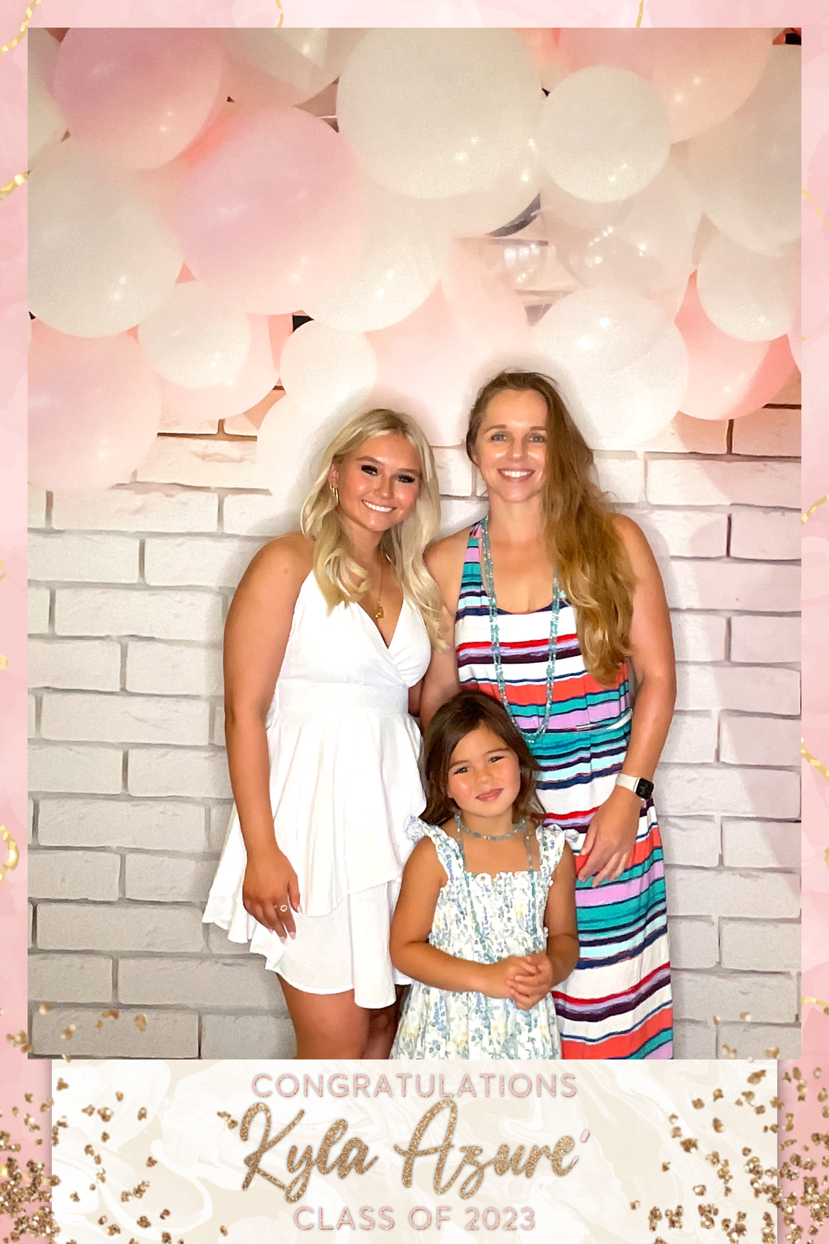 KYLA AZURE'S GRAD PARTY | View more photos from the event at gallery.rckapturedmemories.com/u/RCKapturedMemories/KYLA-AZURES-GRAD-PARTY