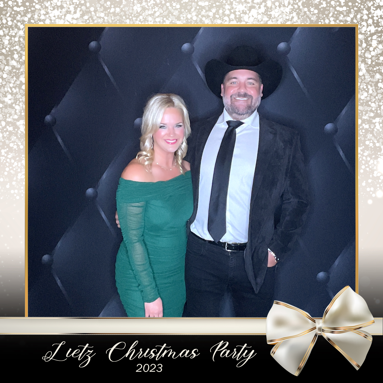 LIETZ CHRISTMAS PARTY | View more photos from the event at gallery.rckapturedmemories.com/u/RCKapturedMemories/LIETZ-CHRISTMAS-PARTY