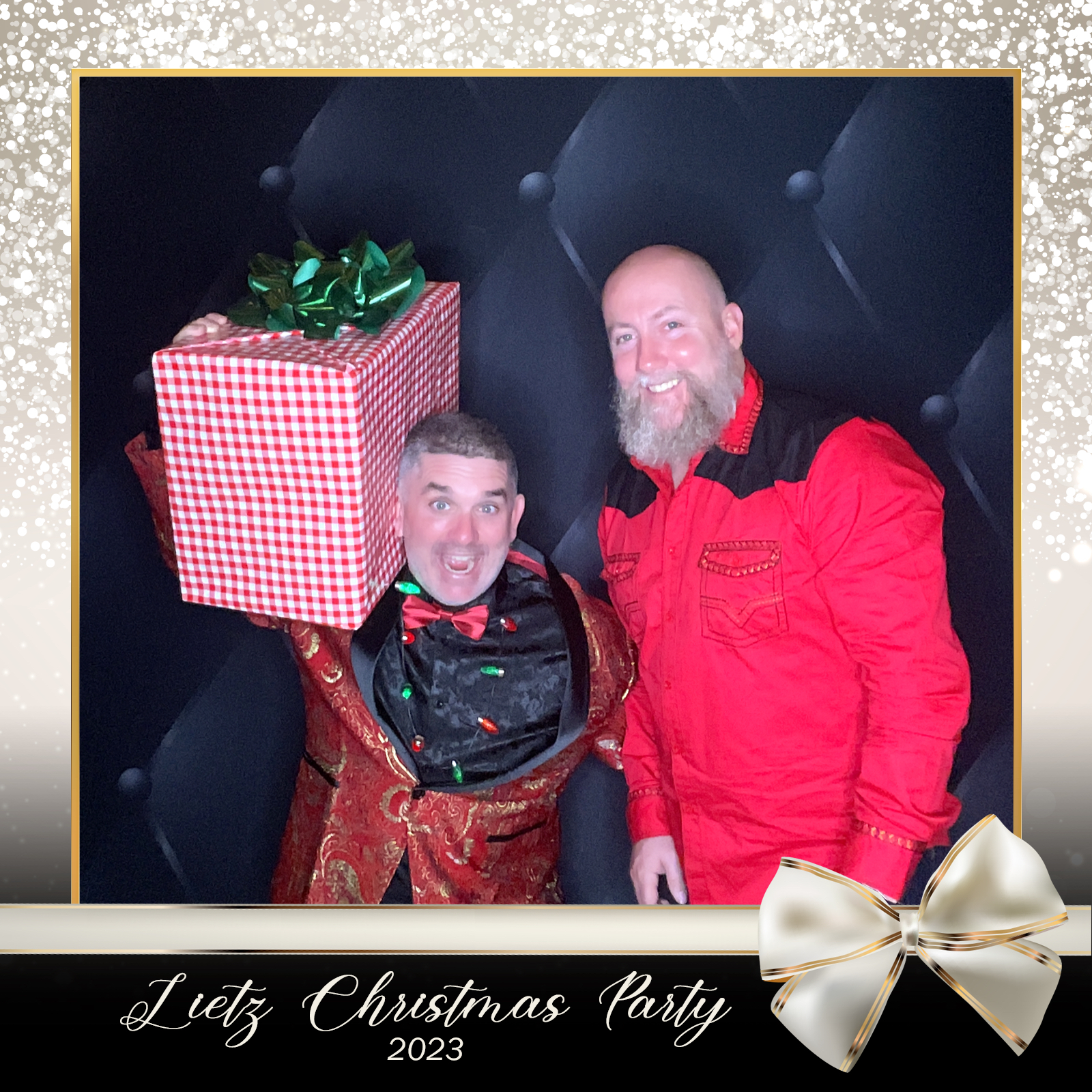 LIETZ CHRISTMAS PARTY | View more photos from the event at gallery.rckapturedmemories.com/u/RCKapturedMemories/LIETZ-CHRISTMAS-PARTY