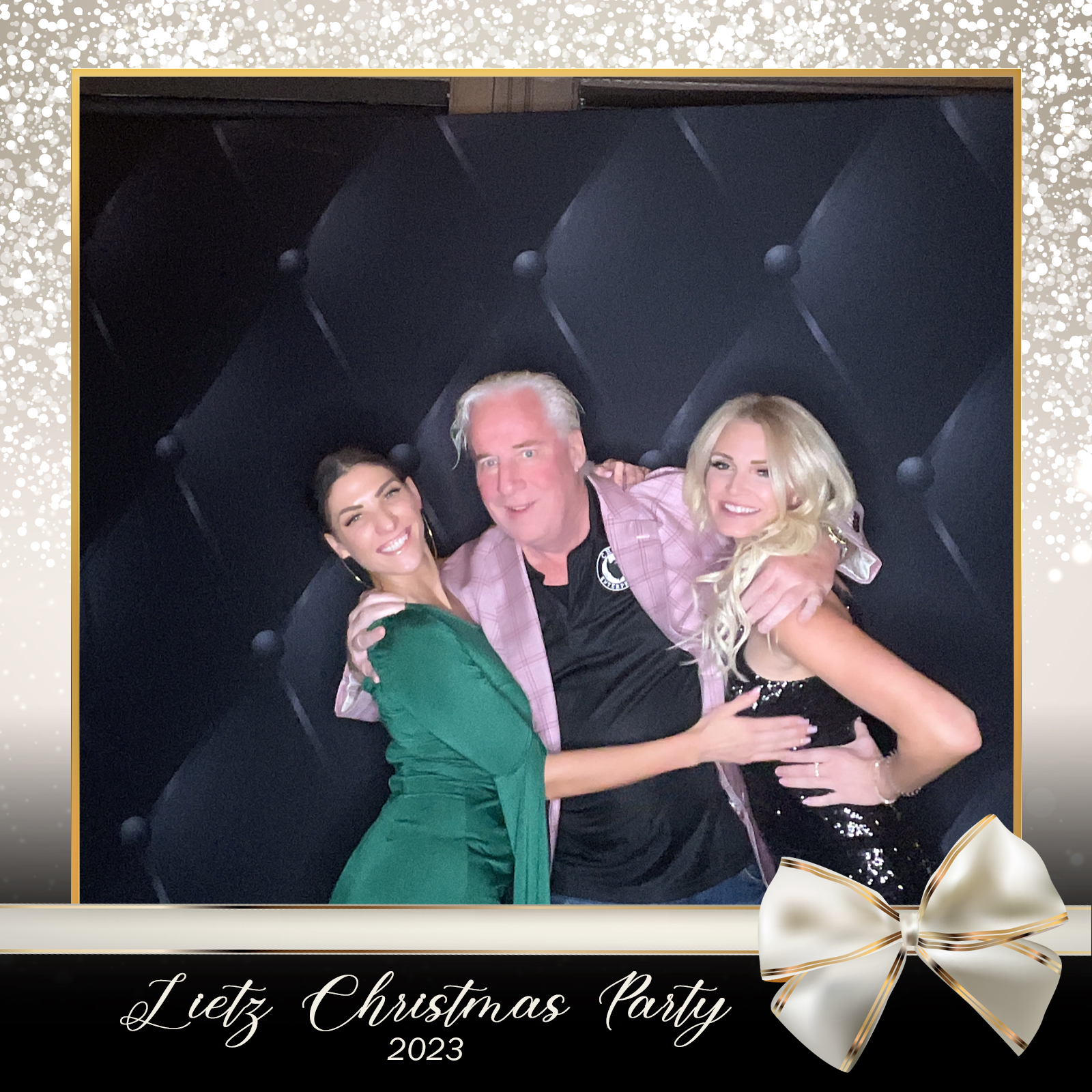LIETZ CHRISTMAS PARTY | View more photos from the event at gallery.rckapturedmemories.com/u/RCKapturedMemories/LIETZ-CHRISTMAS-PARTY
