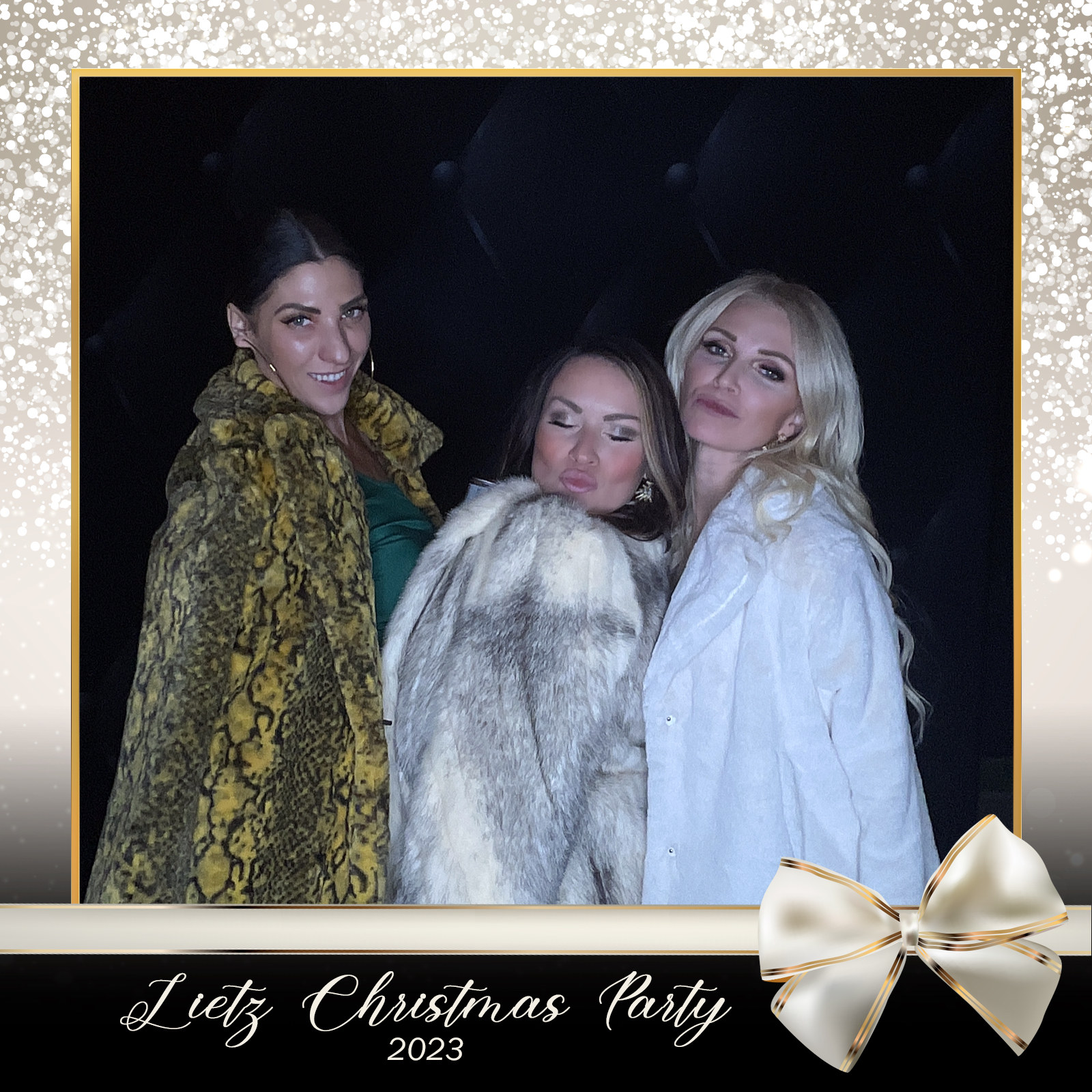 LIETZ CHRISTMAS PARTY | View more photos from the event at gallery.rckapturedmemories.com/u/RCKapturedMemories/LIETZ-CHRISTMAS-PARTY