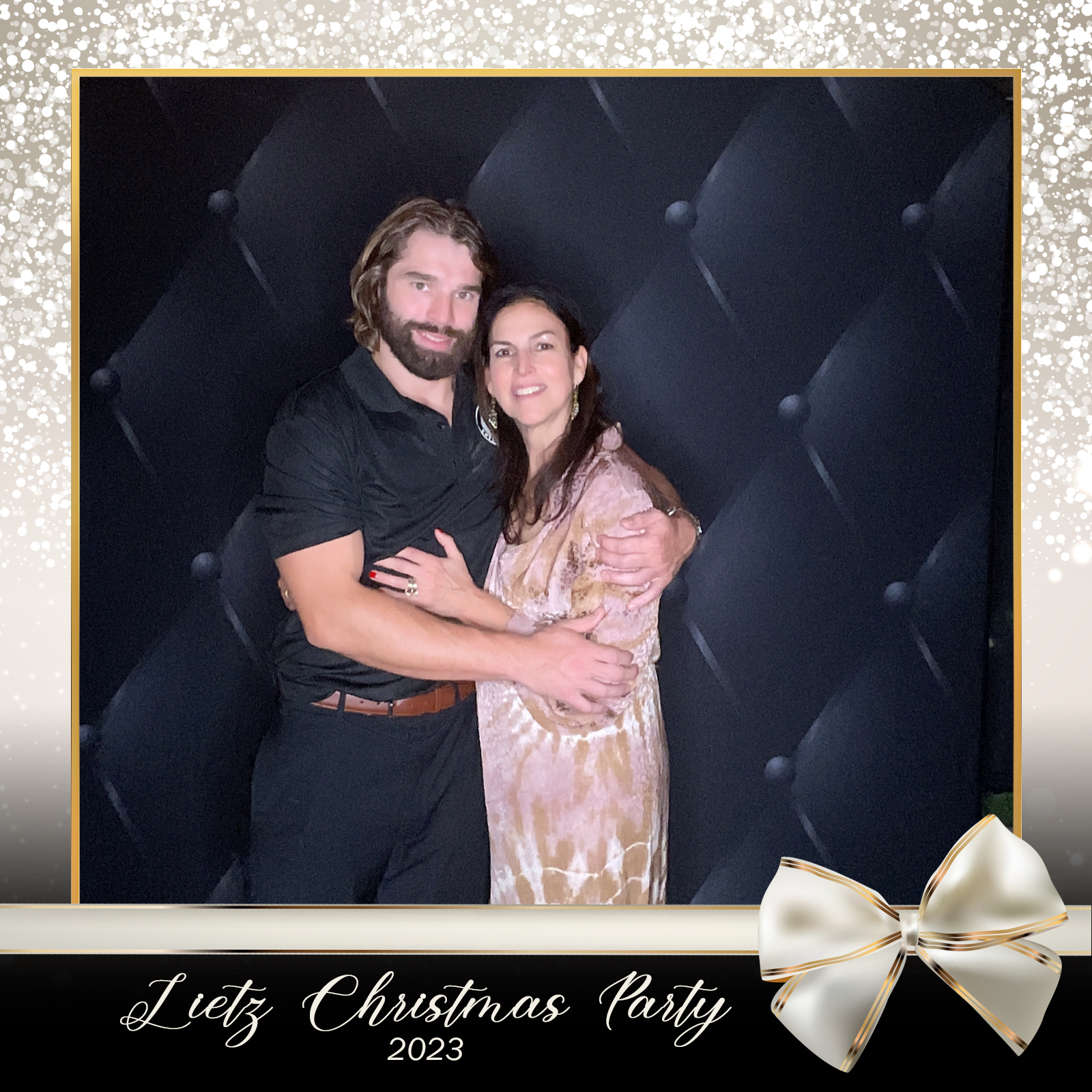 LIETZ CHRISTMAS PARTY | View more photos from the event at gallery.rckapturedmemories.com/u/RCKapturedMemories/LIETZ-CHRISTMAS-PARTY