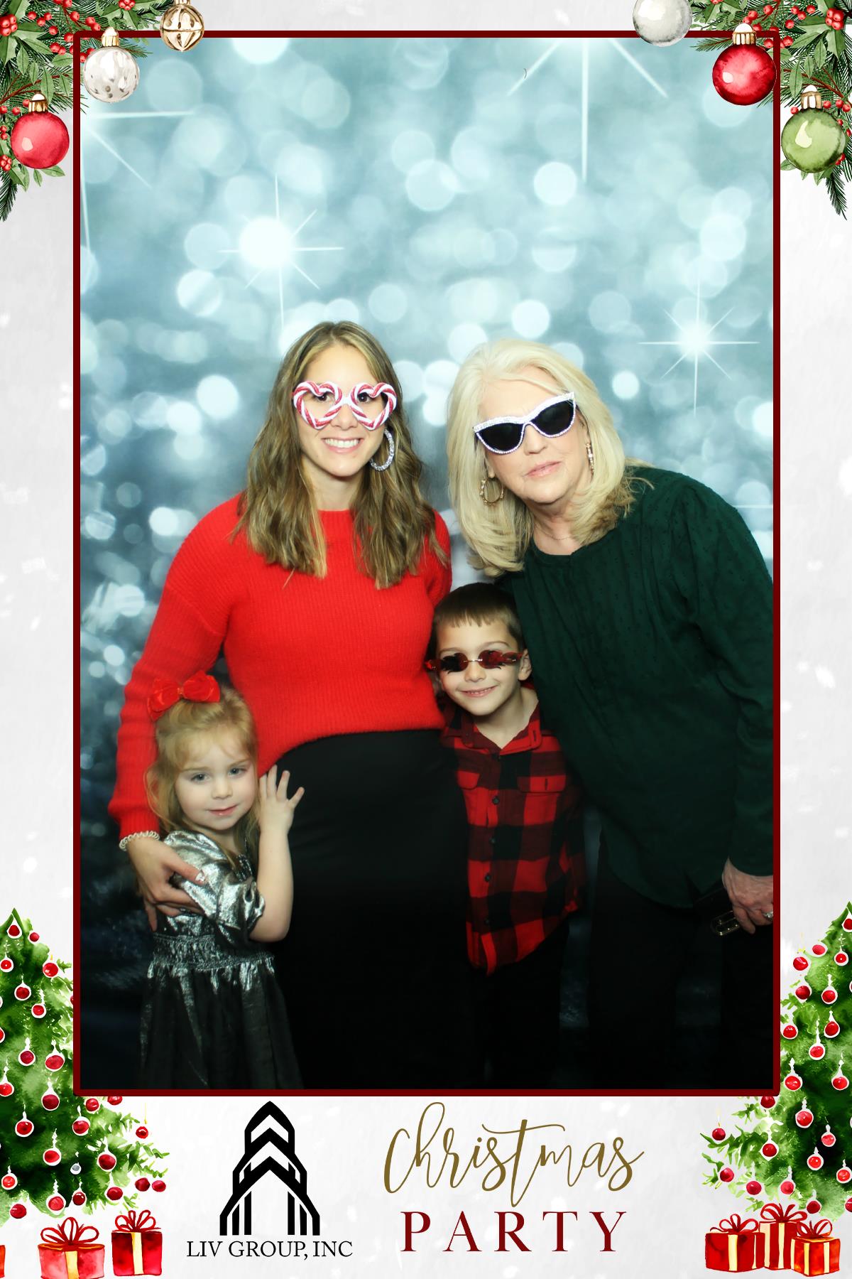 LIV GROUP CHRISTMAS PARTY | View more photos from the event at gallery.rckapturedmemories.com/u/RCKapturedMemories/LIV-GROUP-CHRISTMAS-PARTY