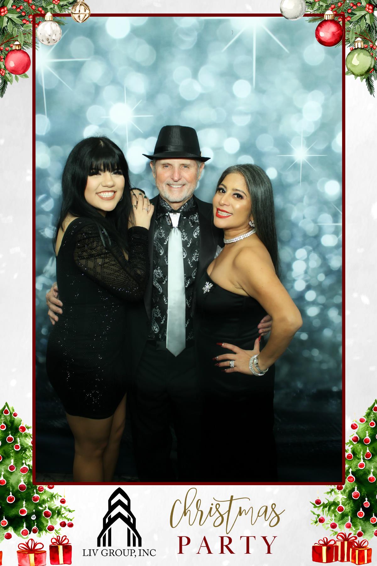 LIV GROUP CHRISTMAS PARTY | View more photos from the event at gallery.rckapturedmemories.com/u/RCKapturedMemories/LIV-GROUP-CHRISTMAS-PARTY