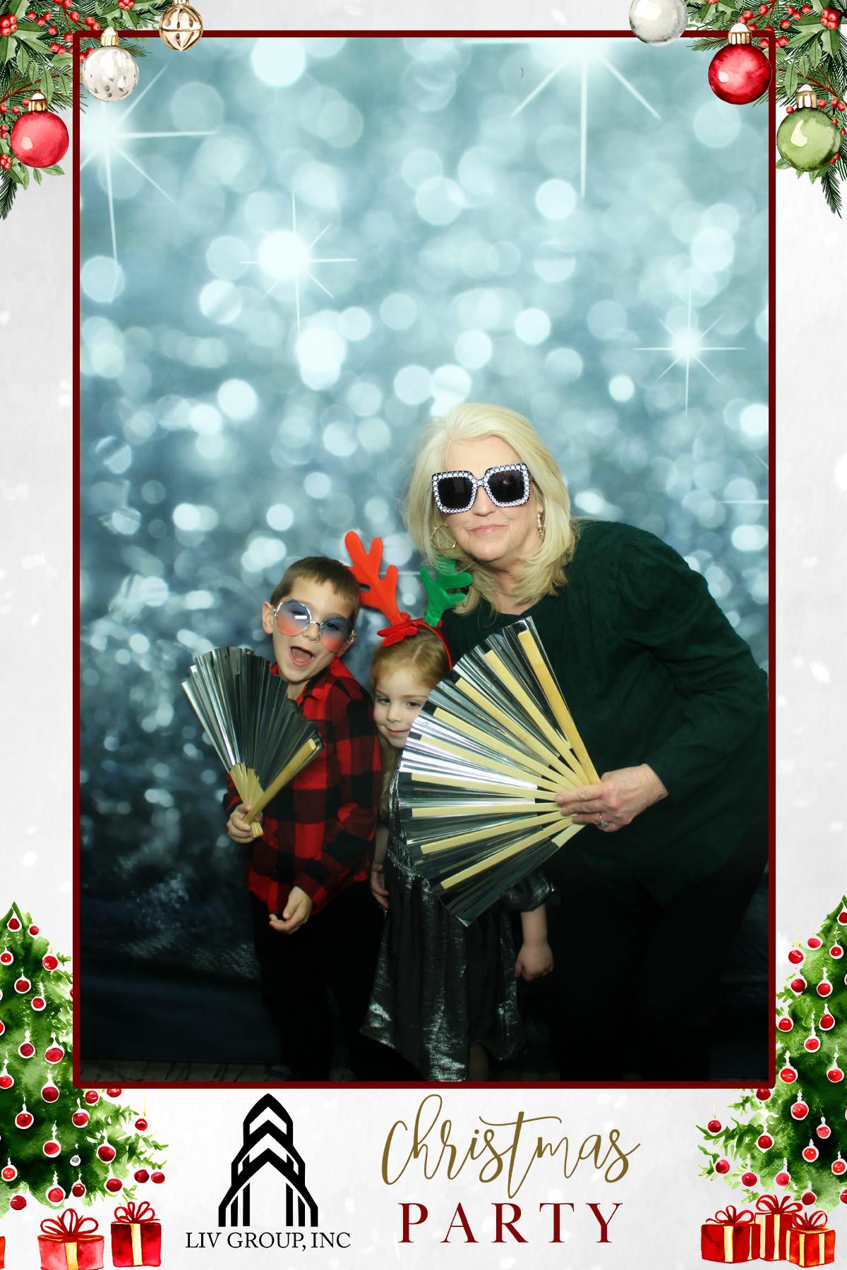 LIV GROUP CHRISTMAS PARTY | View more photos from the event at gallery.rckapturedmemories.com/u/RCKapturedMemories/LIV-GROUP-CHRISTMAS-PARTY