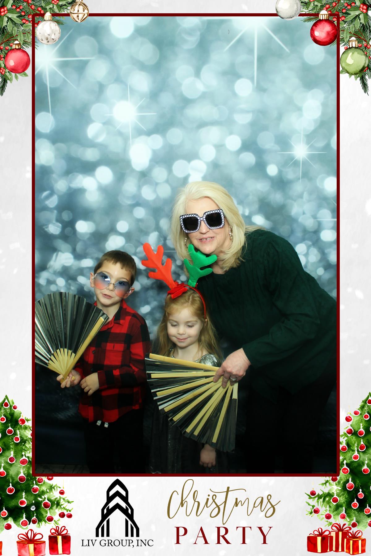LIV GROUP CHRISTMAS PARTY | View more photos from the event at gallery.rckapturedmemories.com/u/RCKapturedMemories/LIV-GROUP-CHRISTMAS-PARTY