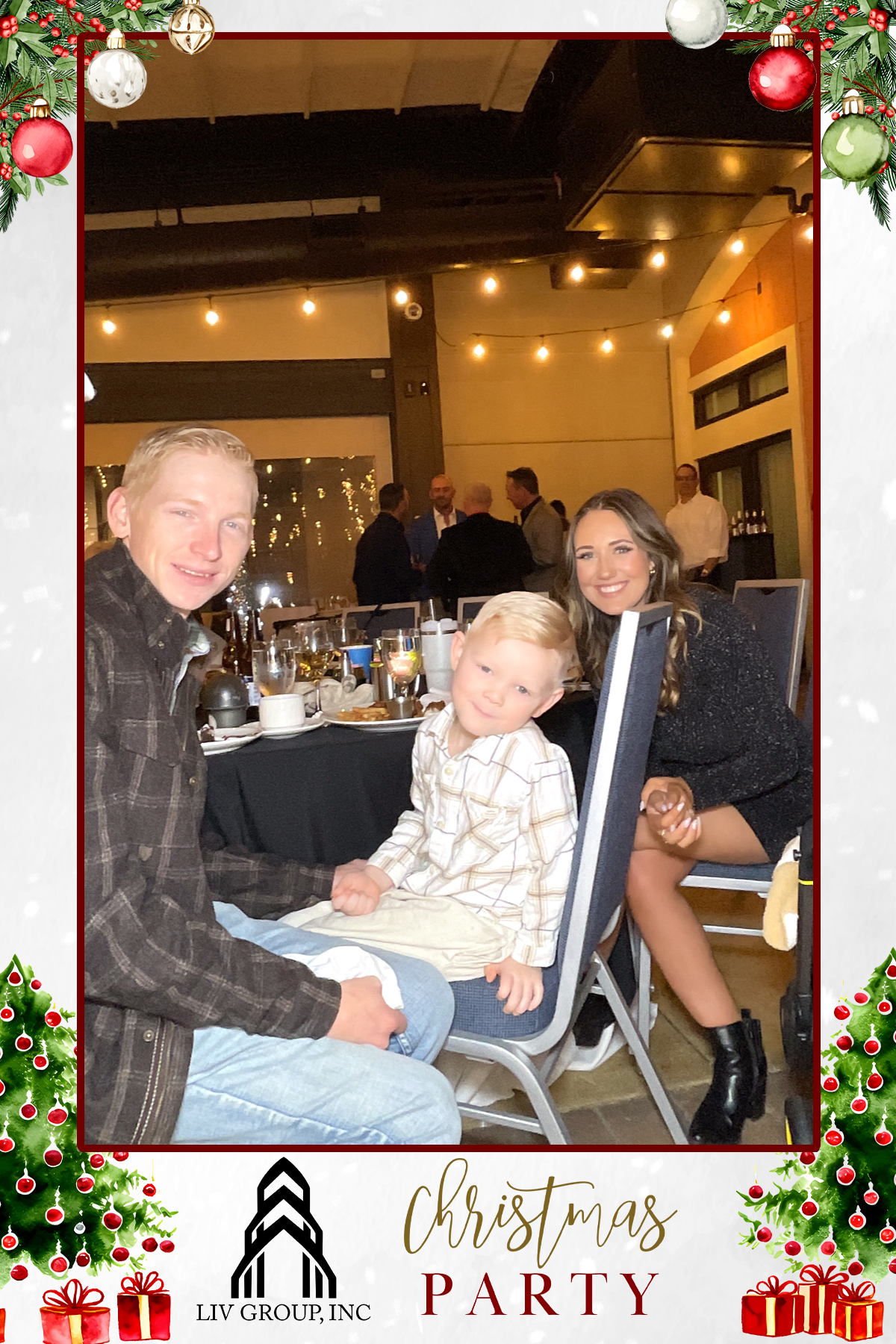 LIV GROUP CHRISTMAS PARTY | View more photos from the event at gallery.rckapturedmemories.com/u/RCKapturedMemories/LIV-GROUP-CHRISTMAS-PARTY