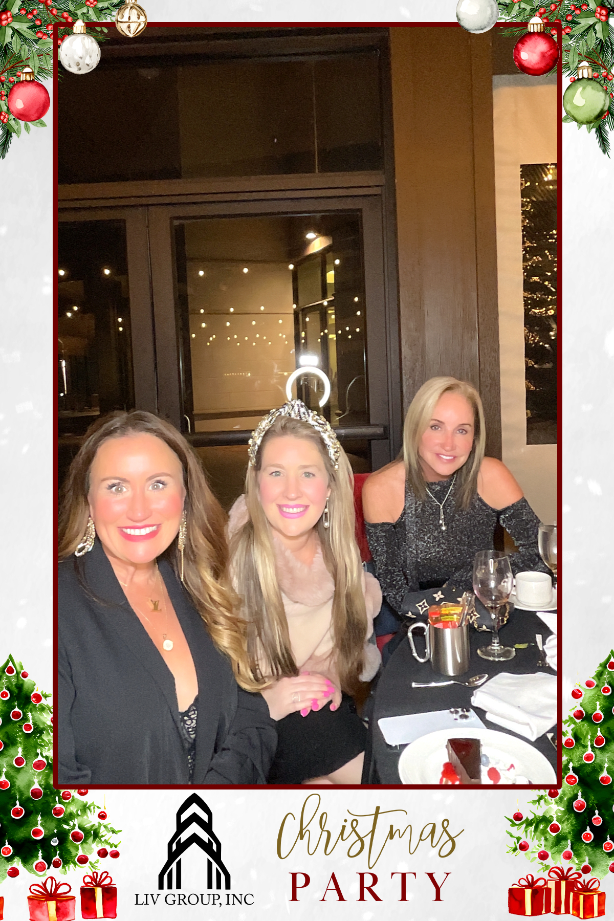 LIV GROUP CHRISTMAS PARTY | View more photos from the event at gallery.rckapturedmemories.com/u/RCKapturedMemories/LIV-GROUP-CHRISTMAS-PARTY