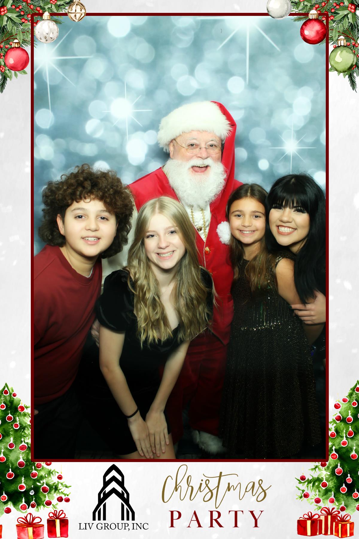 LIV GROUP CHRISTMAS PARTY | View more photos from the event at gallery.rckapturedmemories.com/u/RCKapturedMemories/LIV-GROUP-CHRISTMAS-PARTY