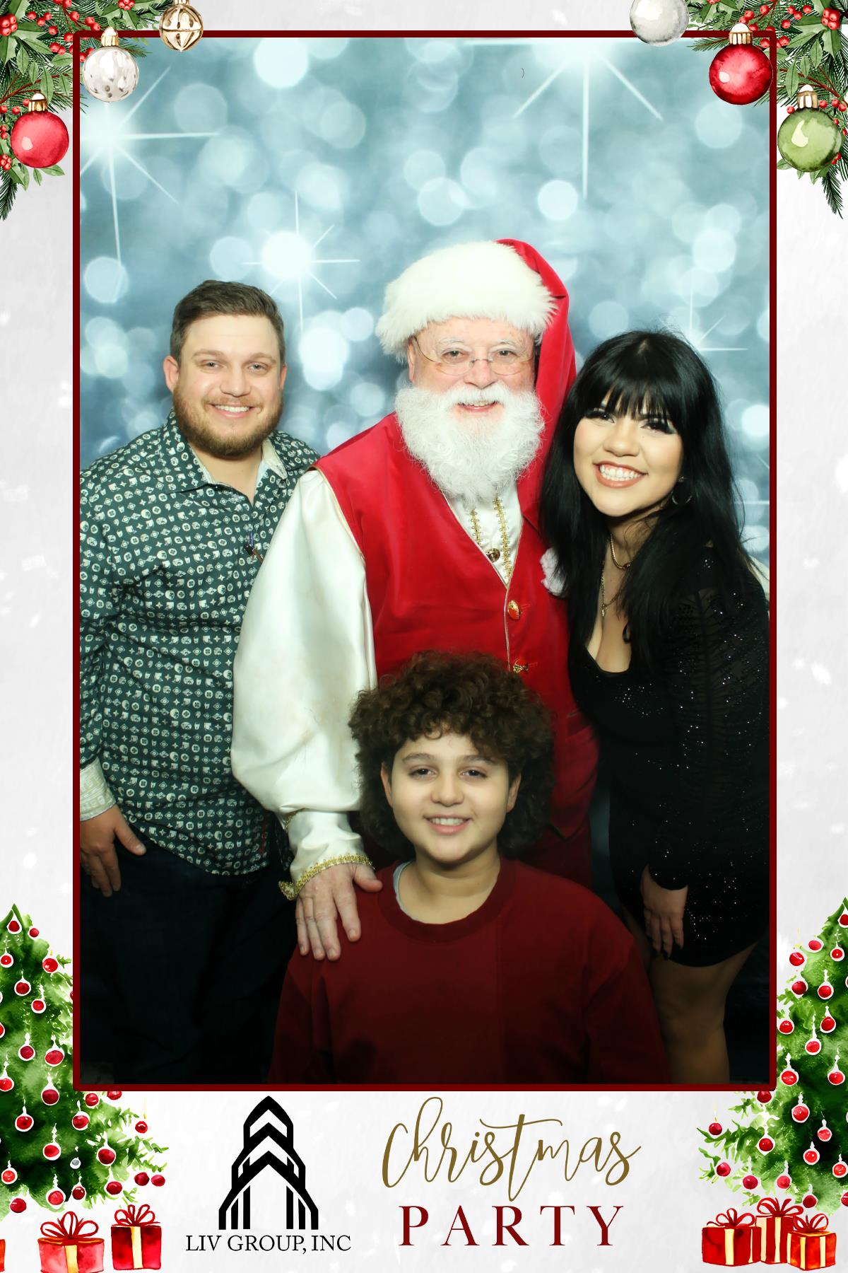 LIV GROUP CHRISTMAS PARTY | View more photos from the event at gallery.rckapturedmemories.com/u/RCKapturedMemories/LIV-GROUP-CHRISTMAS-PARTY