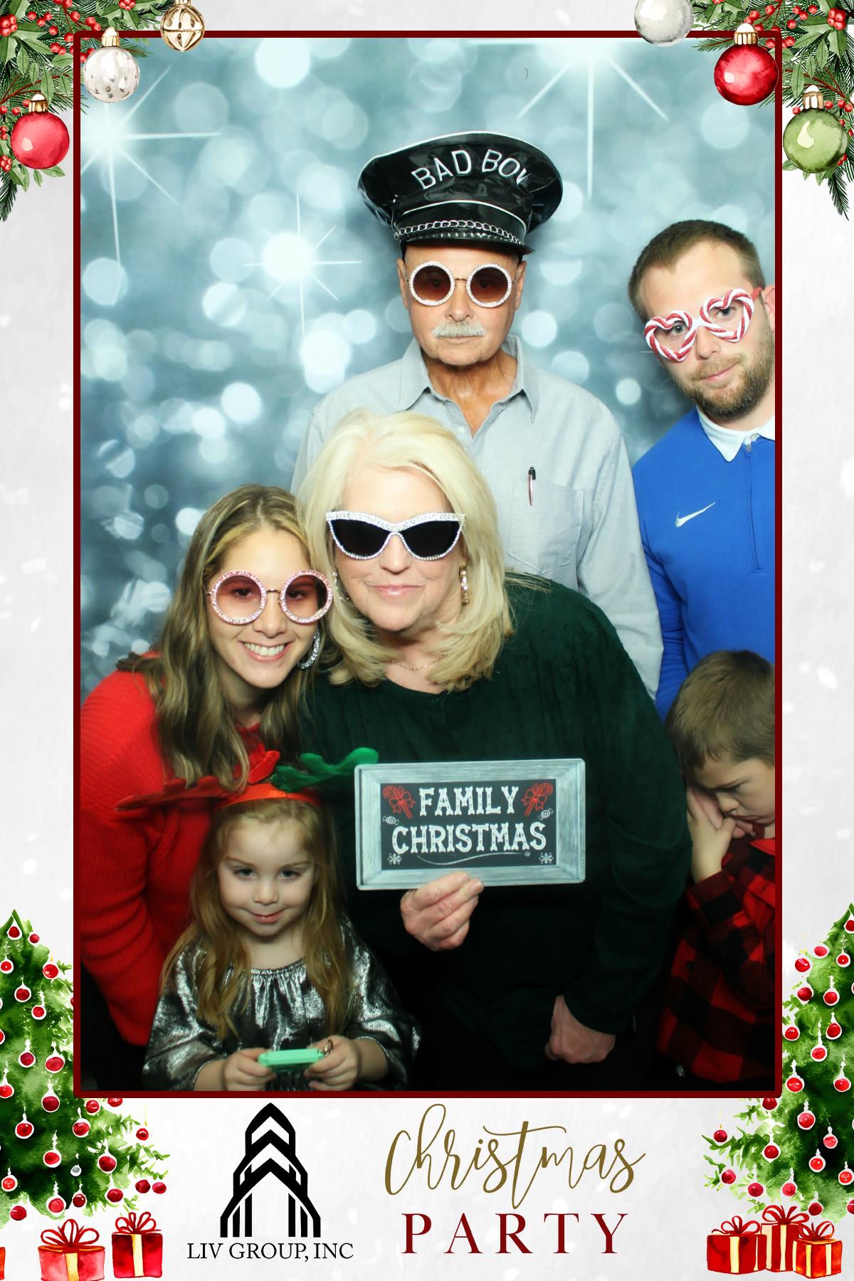 LIV GROUP CHRISTMAS PARTY | View more photos from the event at gallery.rckapturedmemories.com/u/RCKapturedMemories/LIV-GROUP-CHRISTMAS-PARTY