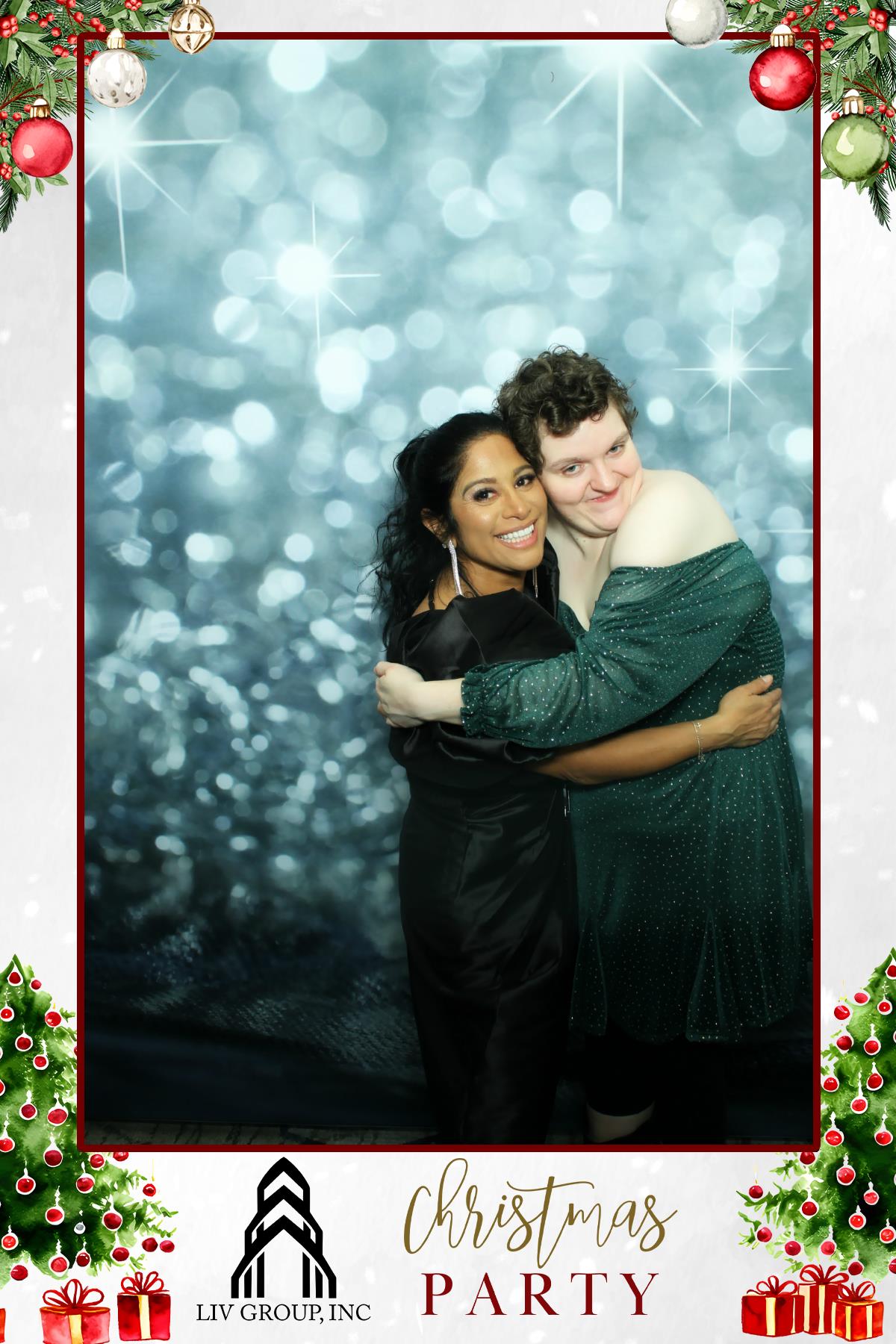 LIV GROUP CHRISTMAS PARTY | View more photos from the event at gallery.rckapturedmemories.com/u/RCKapturedMemories/LIV-GROUP-CHRISTMAS-PARTY