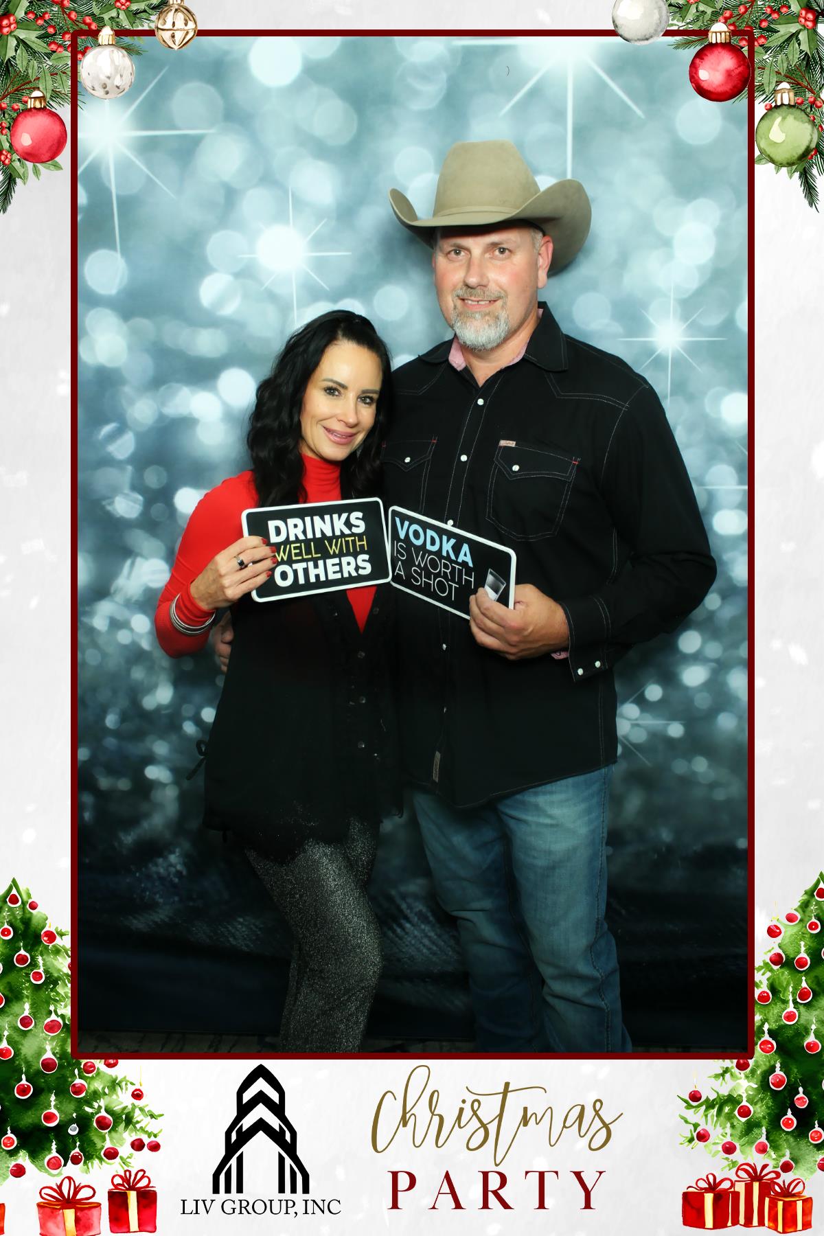 LIV GROUP CHRISTMAS PARTY | View more photos from the event at gallery.rckapturedmemories.com/u/RCKapturedMemories/LIV-GROUP-CHRISTMAS-PARTY