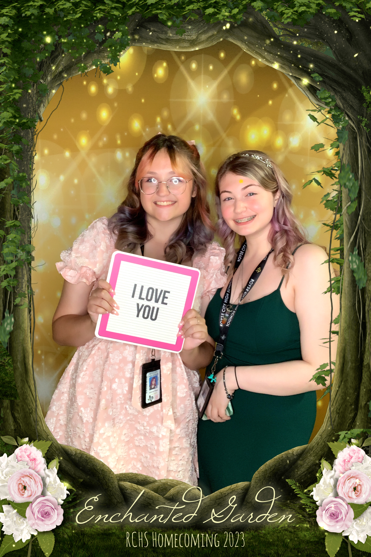 RCHS HOCO 2023 - ENCHANTED GARDEN | View more photos from the event at gallery.rckapturedmemories.com/u/RCKapturedMemories/RCHS-HOCO-2023-ENCHANTED-GARDEN
