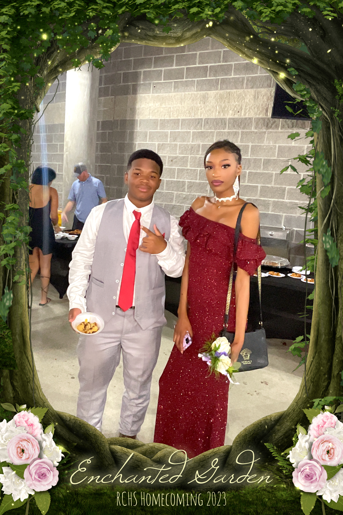 RCHS HOCO 2023 - ENCHANTED GARDEN | View more photos from the event at gallery.rckapturedmemories.com/u/RCKapturedMemories/RCHS-HOCO-2023-ENCHANTED-GARDEN