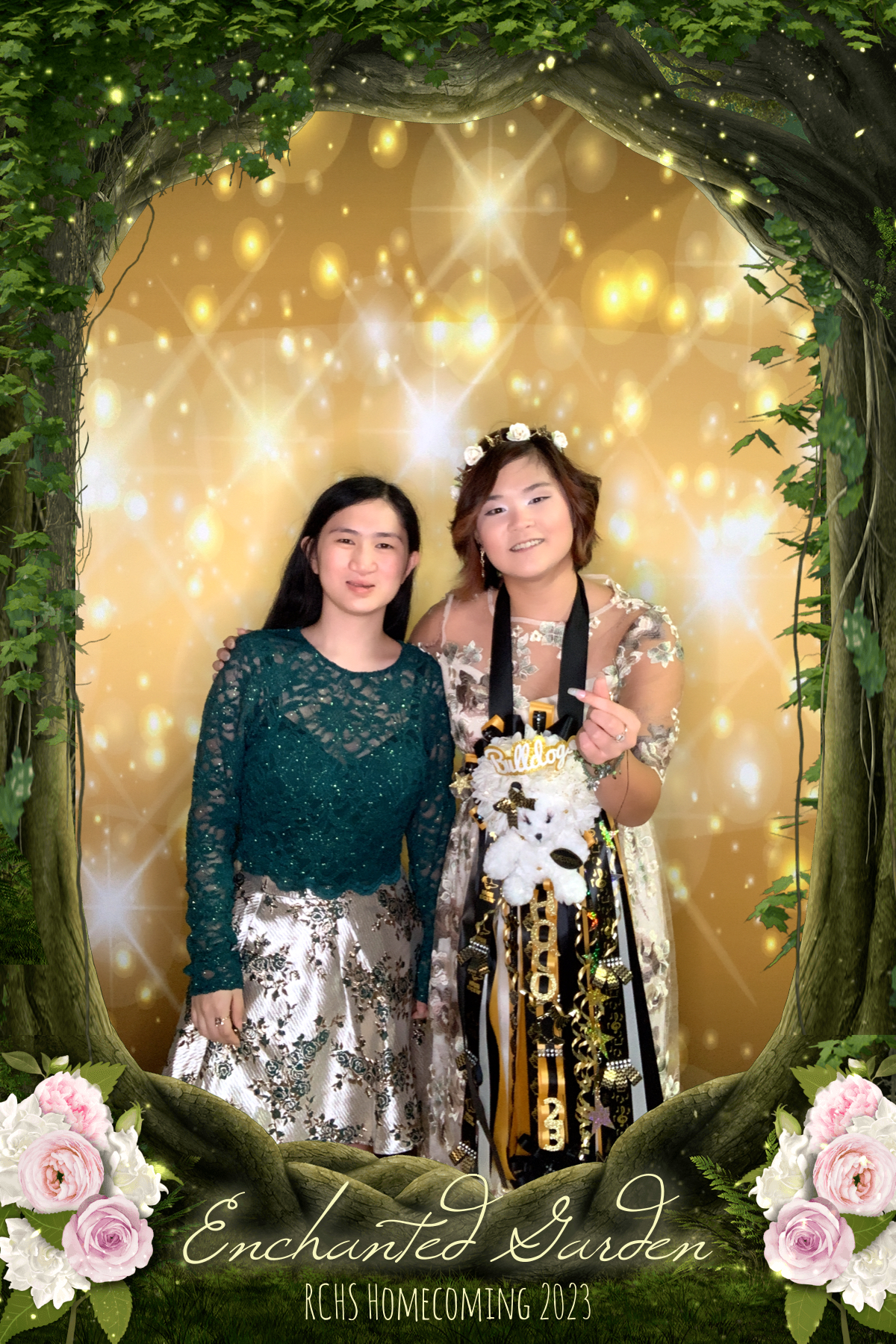 RCHS HOCO 2023 - ENCHANTED GARDEN | View more photos from the event at gallery.rckapturedmemories.com/u/RCKapturedMemories/RCHS-HOCO-2023-ENCHANTED-GARDEN
