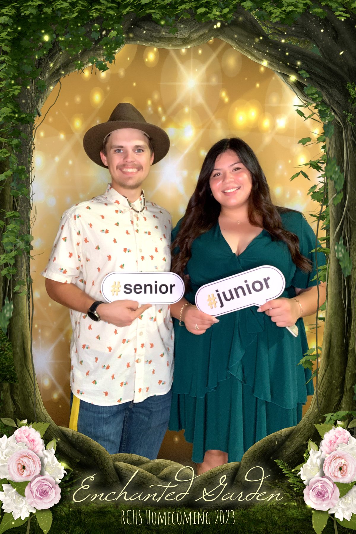 RCHS HOCO 2023 - ENCHANTED GARDEN | View more photos from the event at gallery.rckapturedmemories.com/u/RCKapturedMemories/RCHS-HOCO-2023-ENCHANTED-GARDEN