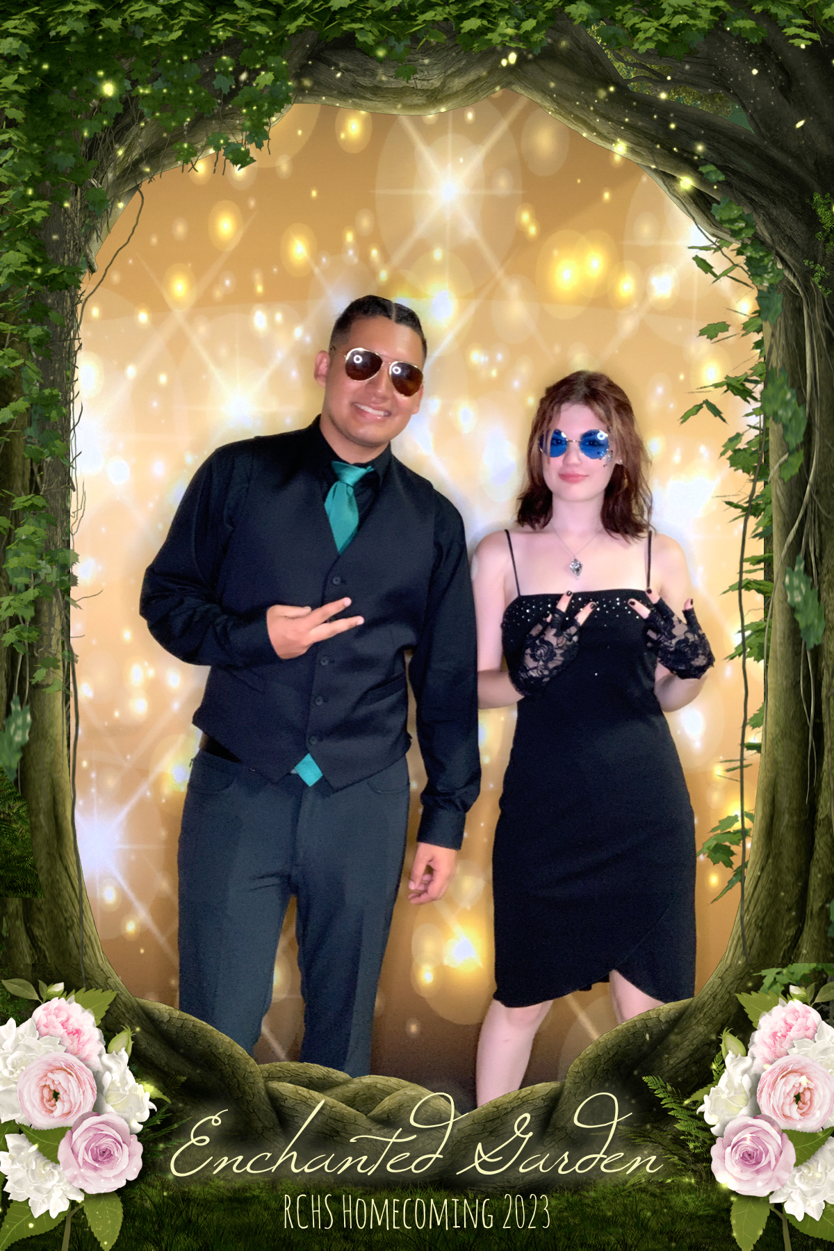 RCHS HOCO 2023 - ENCHANTED GARDEN | View more photos from the event at gallery.rckapturedmemories.com/u/RCKapturedMemories/RCHS-HOCO-2023-ENCHANTED-GARDEN