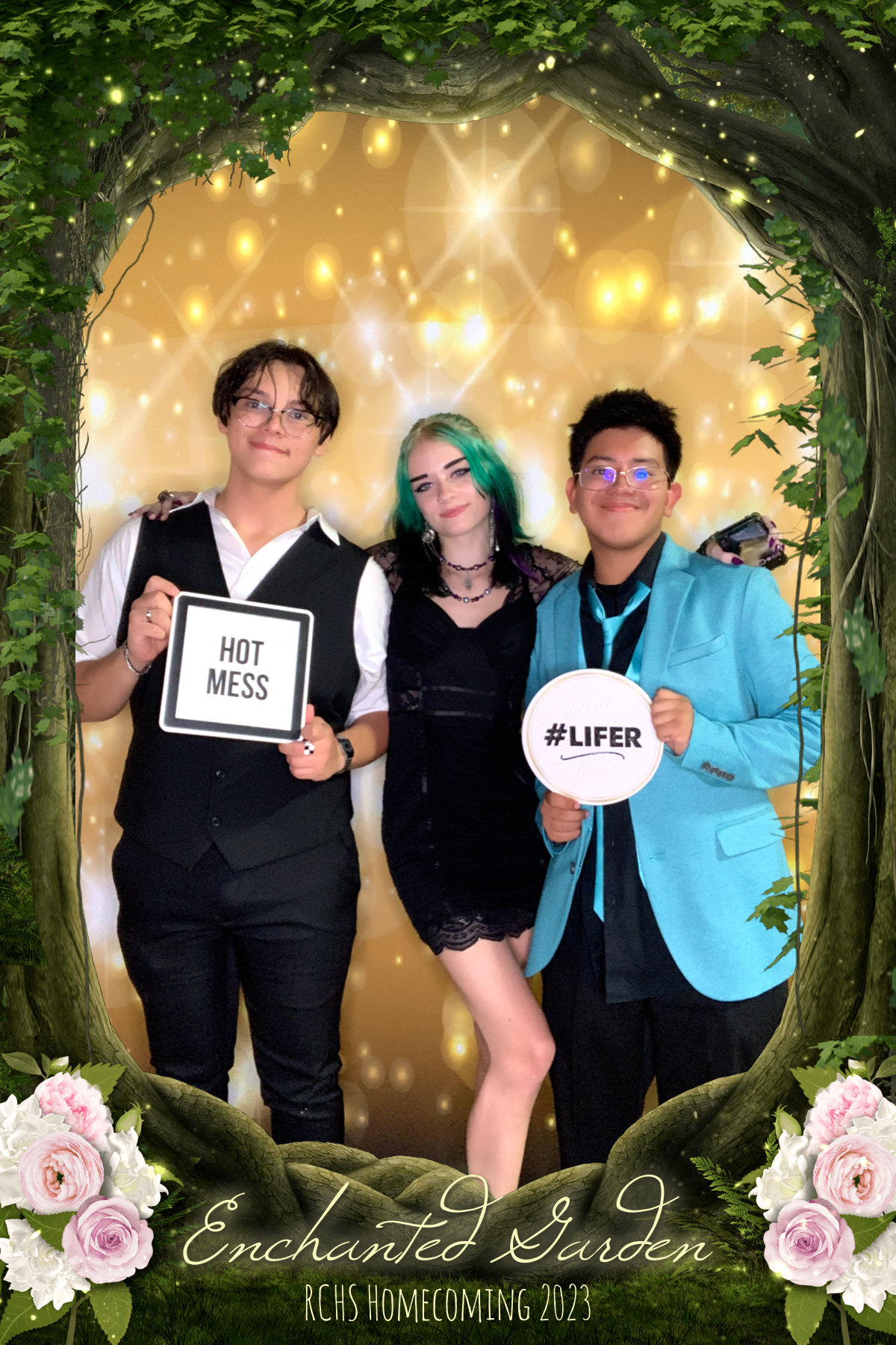 RCHS HOCO 2023 - ENCHANTED GARDEN | View more photos from the event at gallery.rckapturedmemories.com/u/RCKapturedMemories/RCHS-HOCO-2023-ENCHANTED-GARDEN