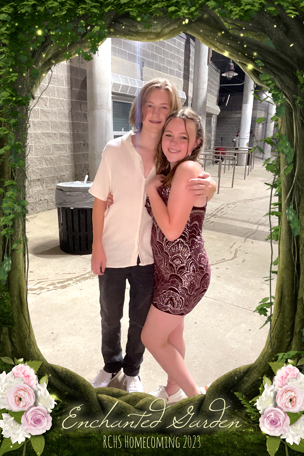 RCHS HOCO 2023 - ENCHANTED GARDEN | View more photos from the event at gallery.rckapturedmemories.com/u/RCKapturedMemories/RCHS-HOCO-2023-ENCHANTED-GARDEN