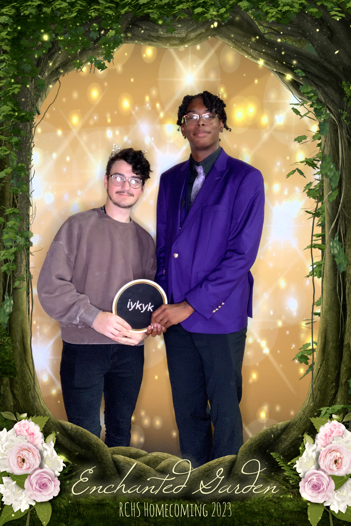 RCHS HOCO 2023 - ENCHANTED GARDEN | View more photos from the event at gallery.rckapturedmemories.com/u/RCKapturedMemories/RCHS-HOCO-2023-ENCHANTED-GARDEN