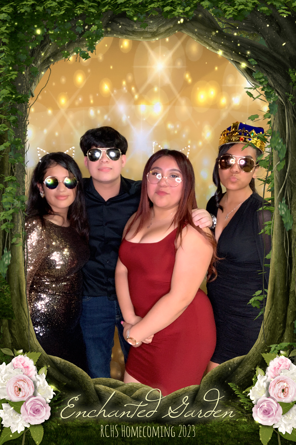 RCHS HOCO 2023 - ENCHANTED GARDEN | View more photos from the event at gallery.rckapturedmemories.com/u/RCKapturedMemories/RCHS-HOCO-2023-ENCHANTED-GARDEN