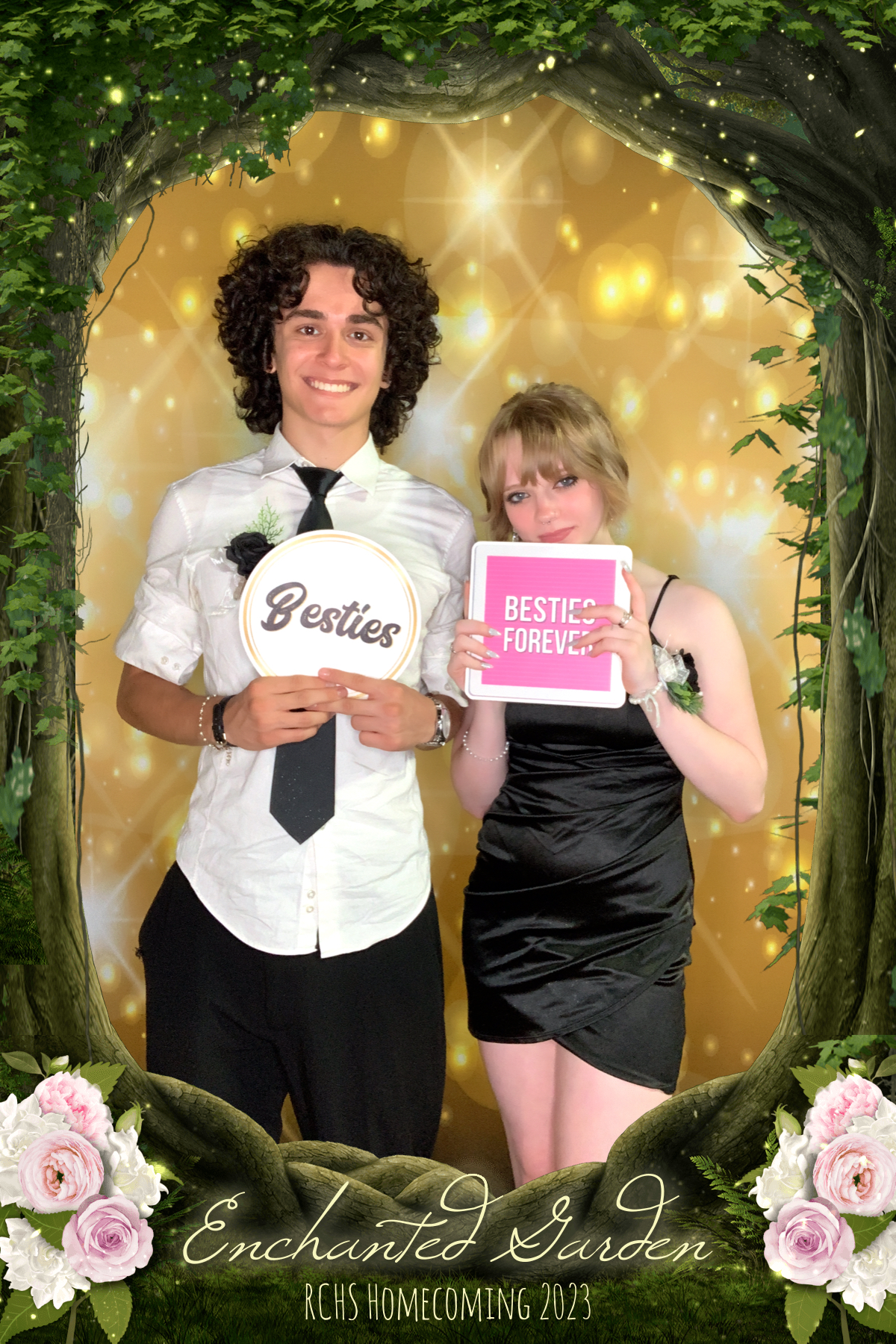 RCHS HOCO 2023 - ENCHANTED GARDEN | View more photos from the event at gallery.rckapturedmemories.com/u/RCKapturedMemories/RCHS-HOCO-2023-ENCHANTED-GARDEN