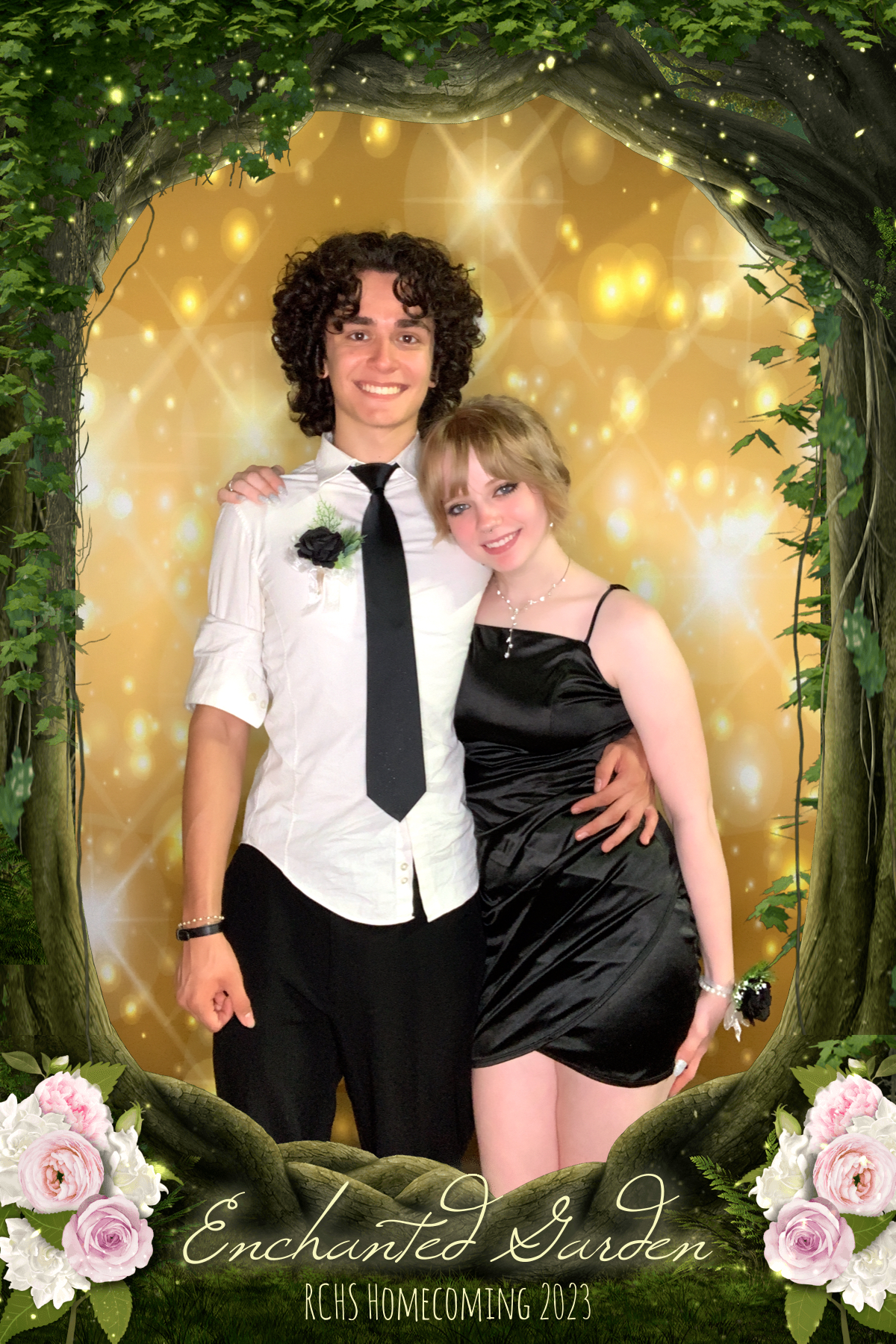 RCHS HOCO 2023 - ENCHANTED GARDEN | View more photos from the event at gallery.rckapturedmemories.com/u/RCKapturedMemories/RCHS-HOCO-2023-ENCHANTED-GARDEN