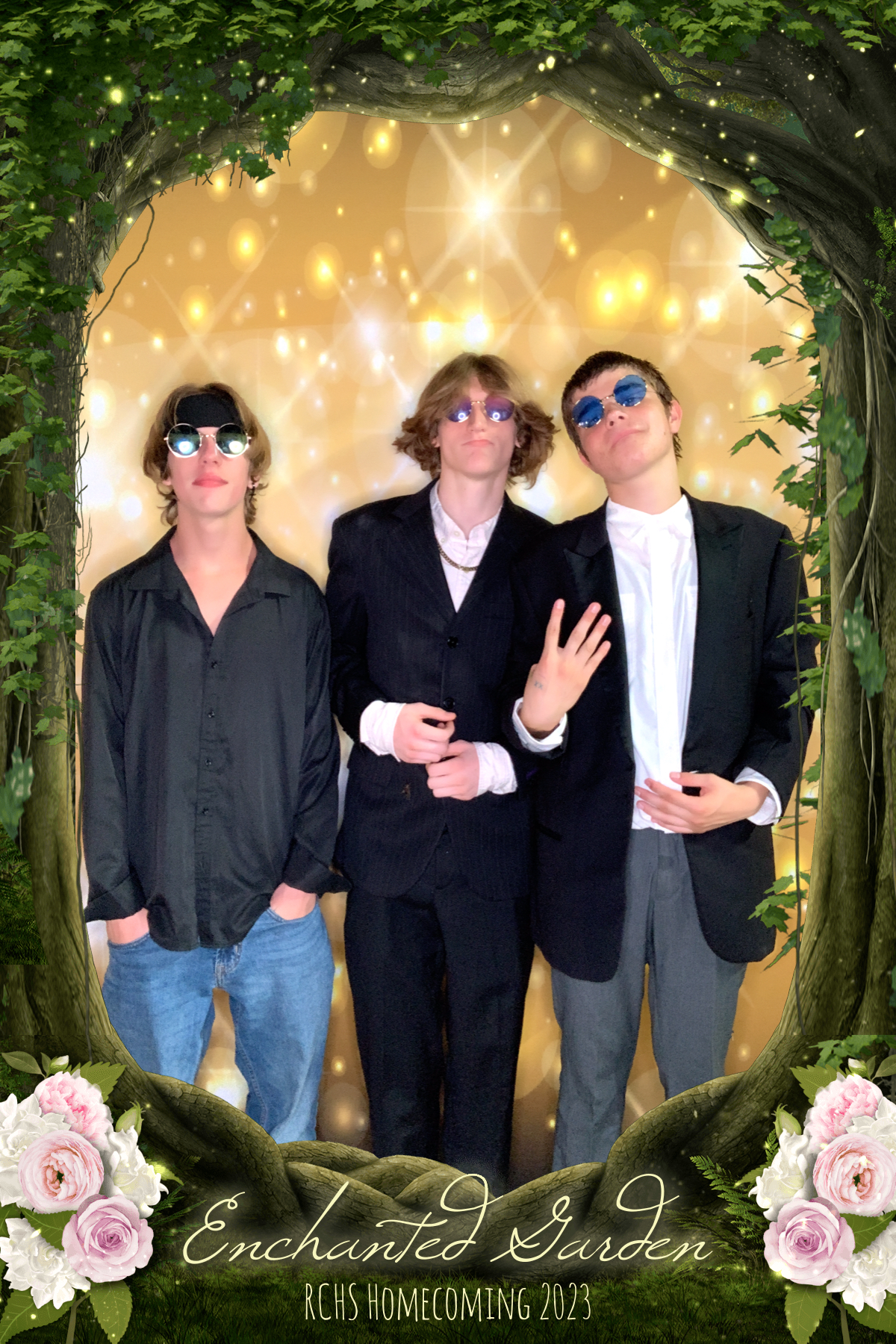 RCHS HOCO 2023 - ENCHANTED GARDEN | View more photos from the event at gallery.rckapturedmemories.com/u/RCKapturedMemories/RCHS-HOCO-2023-ENCHANTED-GARDEN