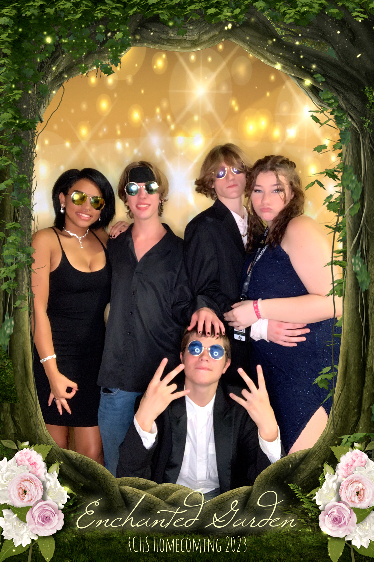 RCHS HOCO 2023 - ENCHANTED GARDEN | View more photos from the event at gallery.rckapturedmemories.com/u/RCKapturedMemories/RCHS-HOCO-2023-ENCHANTED-GARDEN