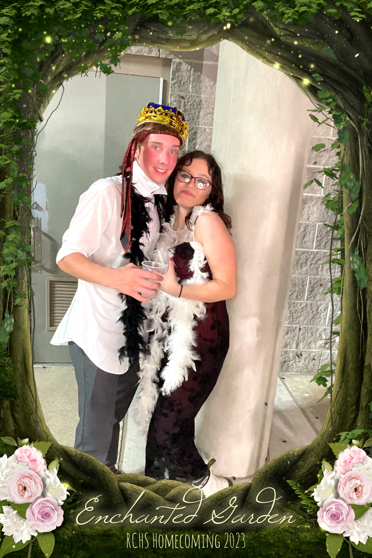 RCHS HOCO 2023 - ENCHANTED GARDEN | View more photos from the event at gallery.rckapturedmemories.com/u/RCKapturedMemories/RCHS-HOCO-2023-ENCHANTED-GARDEN