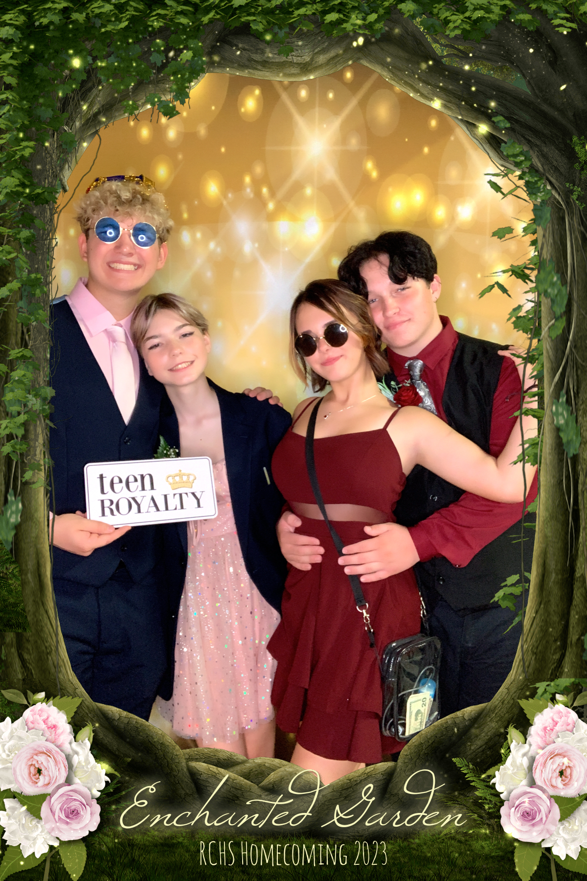 RCHS HOCO 2023 - ENCHANTED GARDEN | View more photos from the event at gallery.rckapturedmemories.com/u/RCKapturedMemories/RCHS-HOCO-2023-ENCHANTED-GARDEN