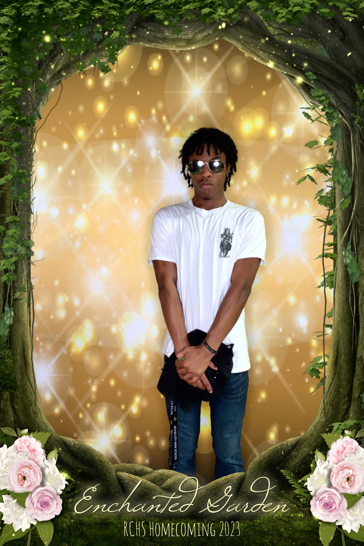 RCHS HOCO 2023 - ENCHANTED GARDEN | View more photos from the event at gallery.rckapturedmemories.com/u/RCKapturedMemories/RCHS-HOCO-2023-ENCHANTED-GARDEN
