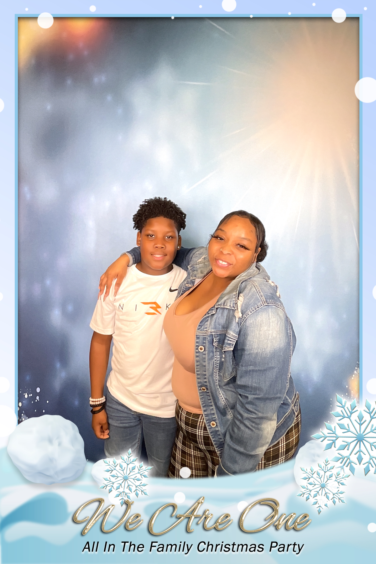 WE ARE ONE:  ALL IN THE FAMILY CHRISTMAS PARTY | View more photos from the event at gallery.rckapturedmemories.com/u/RCKapturedMemories/WE-ARE-ONE-ALL-IN-THE-FAMILY-CHRISTMAS-PARTY