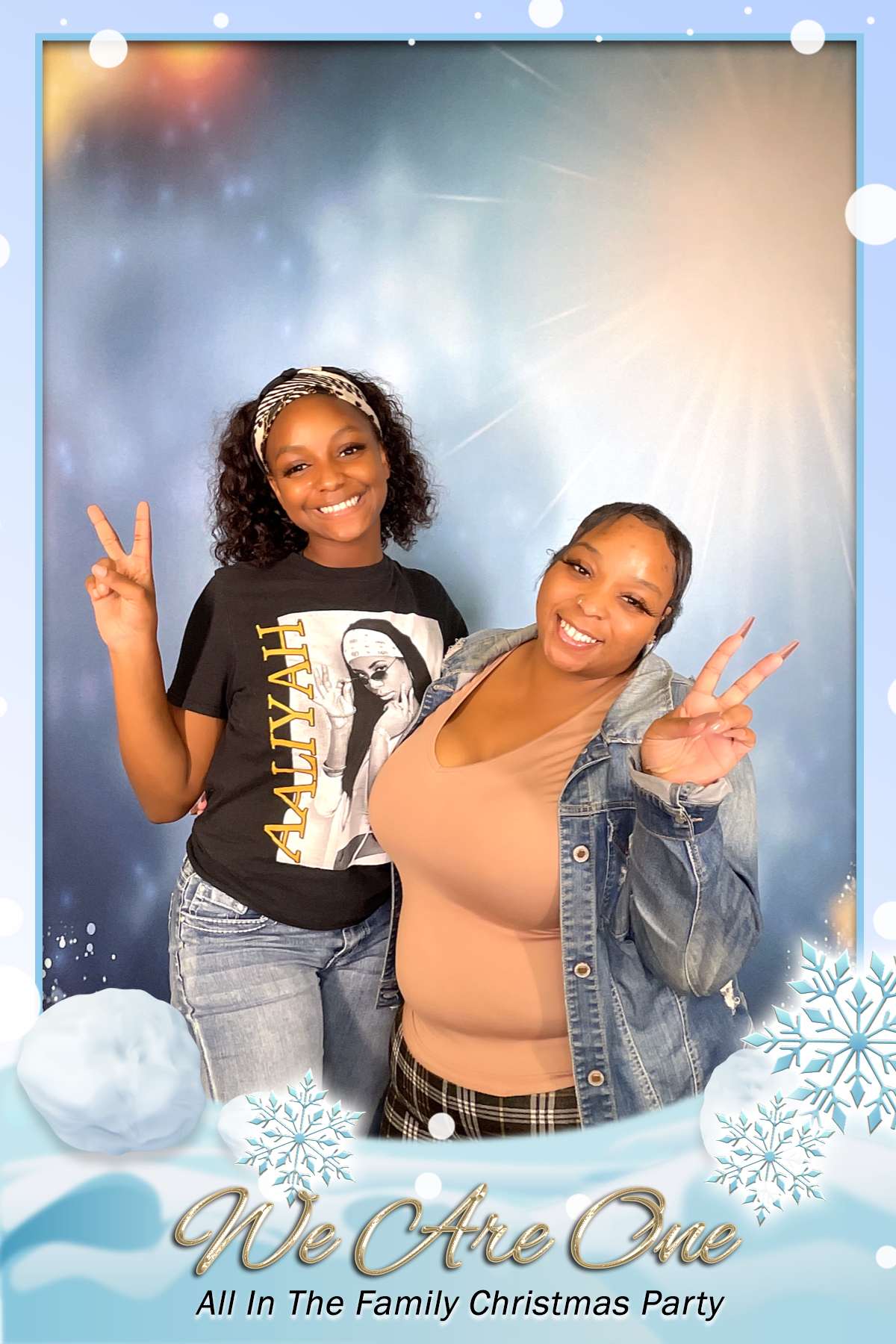 WE ARE ONE:  ALL IN THE FAMILY CHRISTMAS PARTY | View more photos from the event at gallery.rckapturedmemories.com/u/RCKapturedMemories/WE-ARE-ONE-ALL-IN-THE-FAMILY-CHRISTMAS-PARTY