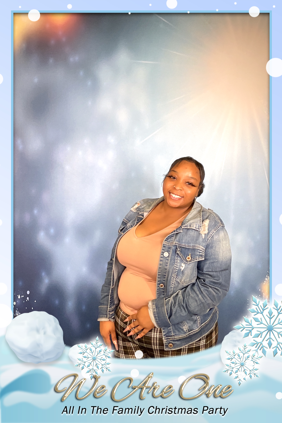 WE ARE ONE:  ALL IN THE FAMILY CHRISTMAS PARTY | View more photos from the event at gallery.rckapturedmemories.com/u/RCKapturedMemories/WE-ARE-ONE-ALL-IN-THE-FAMILY-CHRISTMAS-PARTY