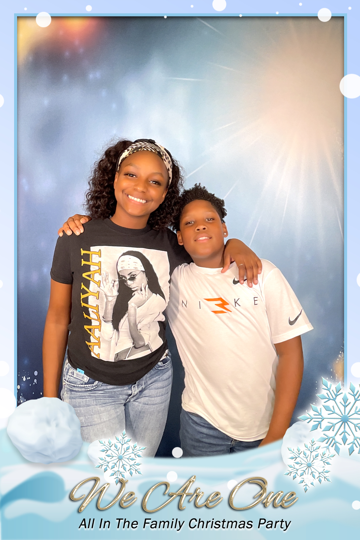 WE ARE ONE:  ALL IN THE FAMILY CHRISTMAS PARTY | View more photos from the event at gallery.rckapturedmemories.com/u/RCKapturedMemories/WE-ARE-ONE-ALL-IN-THE-FAMILY-CHRISTMAS-PARTY