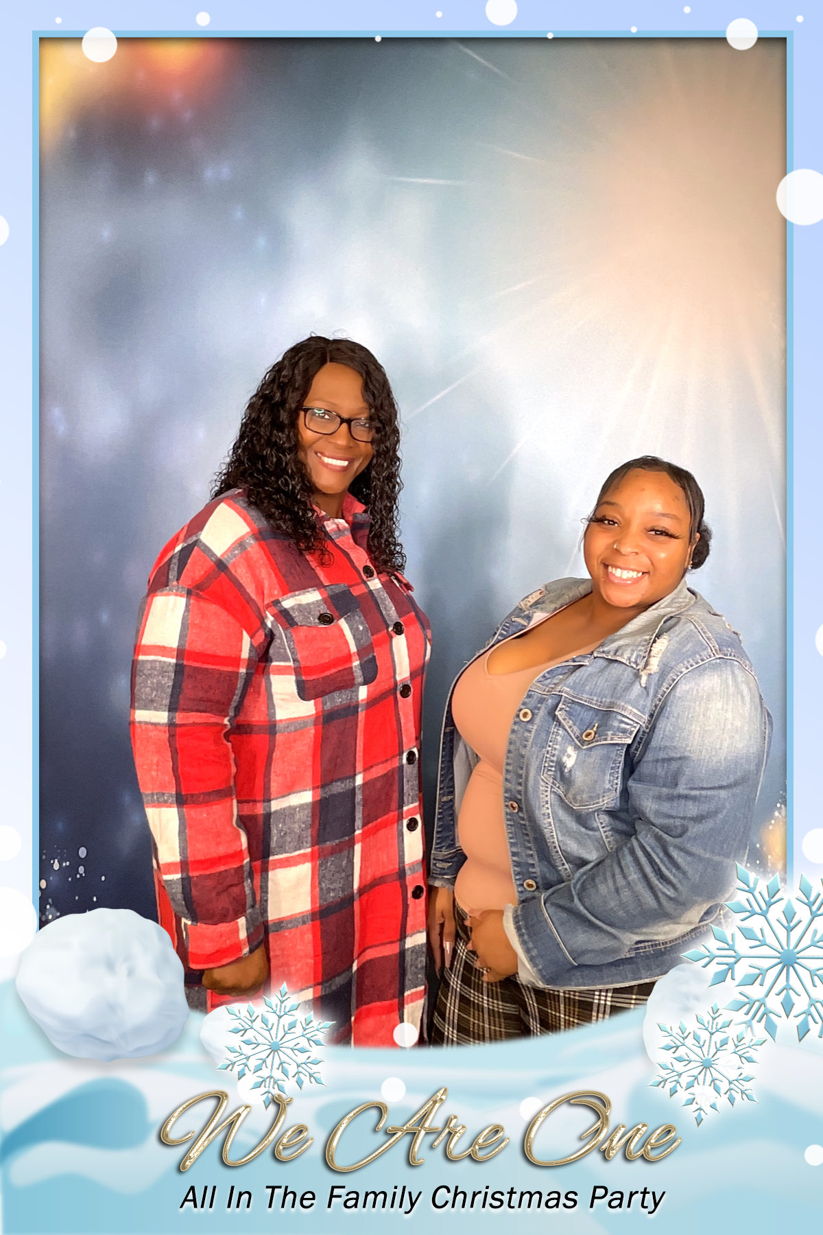 WE ARE ONE:  ALL IN THE FAMILY CHRISTMAS PARTY | View more photos from the event at gallery.rckapturedmemories.com/u/RCKapturedMemories/WE-ARE-ONE-ALL-IN-THE-FAMILY-CHRISTMAS-PARTY