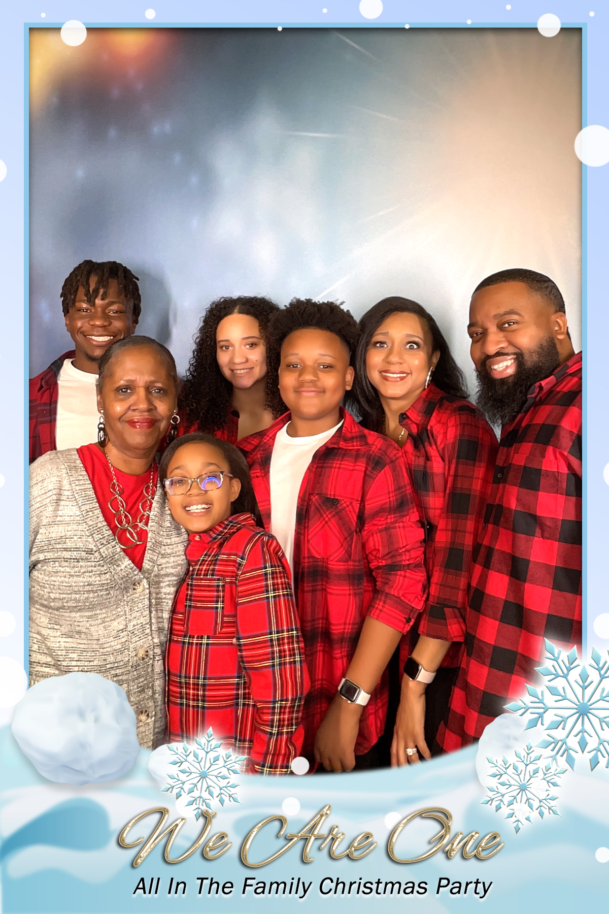 WE ARE ONE:  ALL IN THE FAMILY CHRISTMAS PARTY | View more photos from the event at gallery.rckapturedmemories.com/u/RCKapturedMemories/WE-ARE-ONE-ALL-IN-THE-FAMILY-CHRISTMAS-PARTY