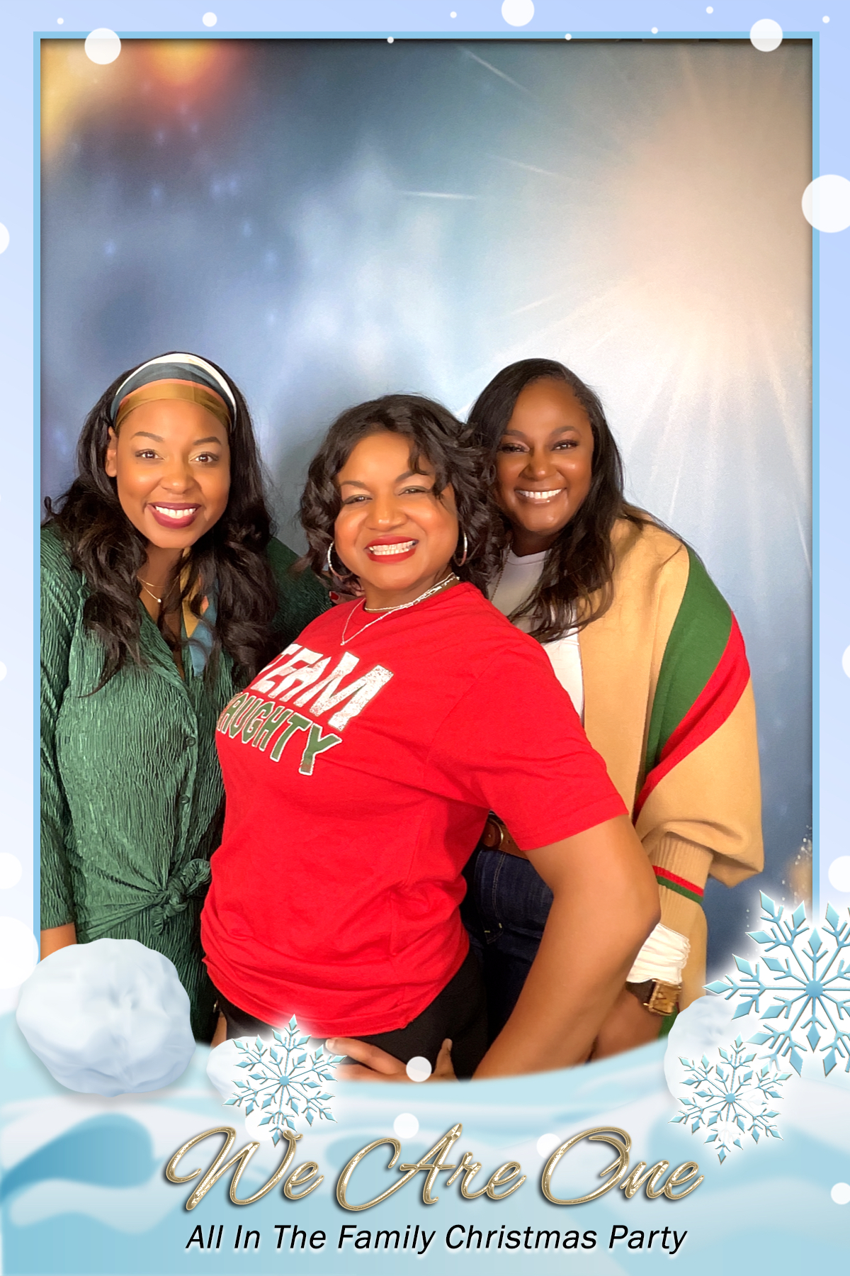 WE ARE ONE:  ALL IN THE FAMILY CHRISTMAS PARTY | View more photos from the event at gallery.rckapturedmemories.com/u/RCKapturedMemories/WE-ARE-ONE-ALL-IN-THE-FAMILY-CHRISTMAS-PARTY