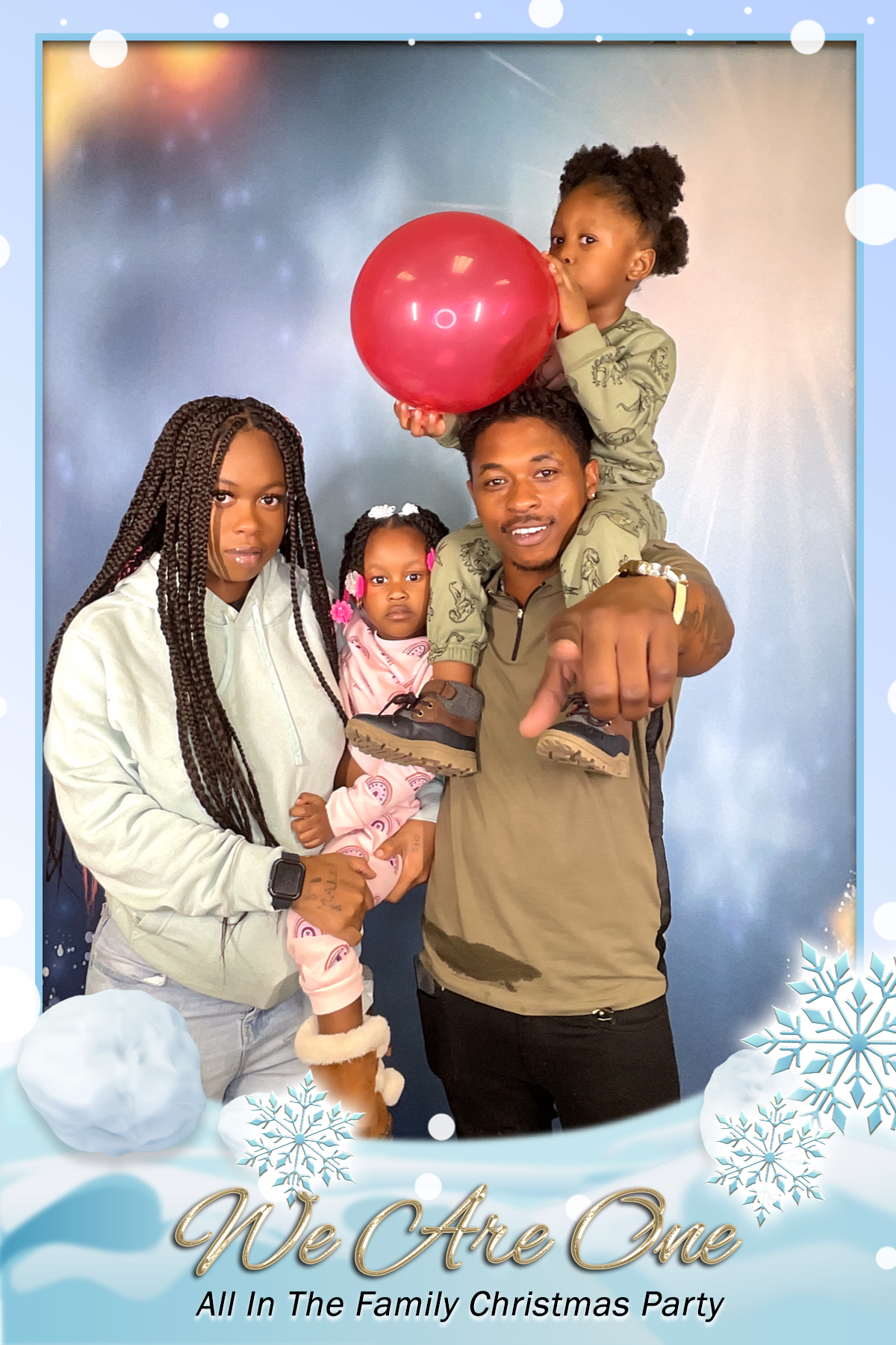 WE ARE ONE:  ALL IN THE FAMILY CHRISTMAS PARTY | View more photos from the event at gallery.rckapturedmemories.com/u/RCKapturedMemories/WE-ARE-ONE-ALL-IN-THE-FAMILY-CHRISTMAS-PARTY