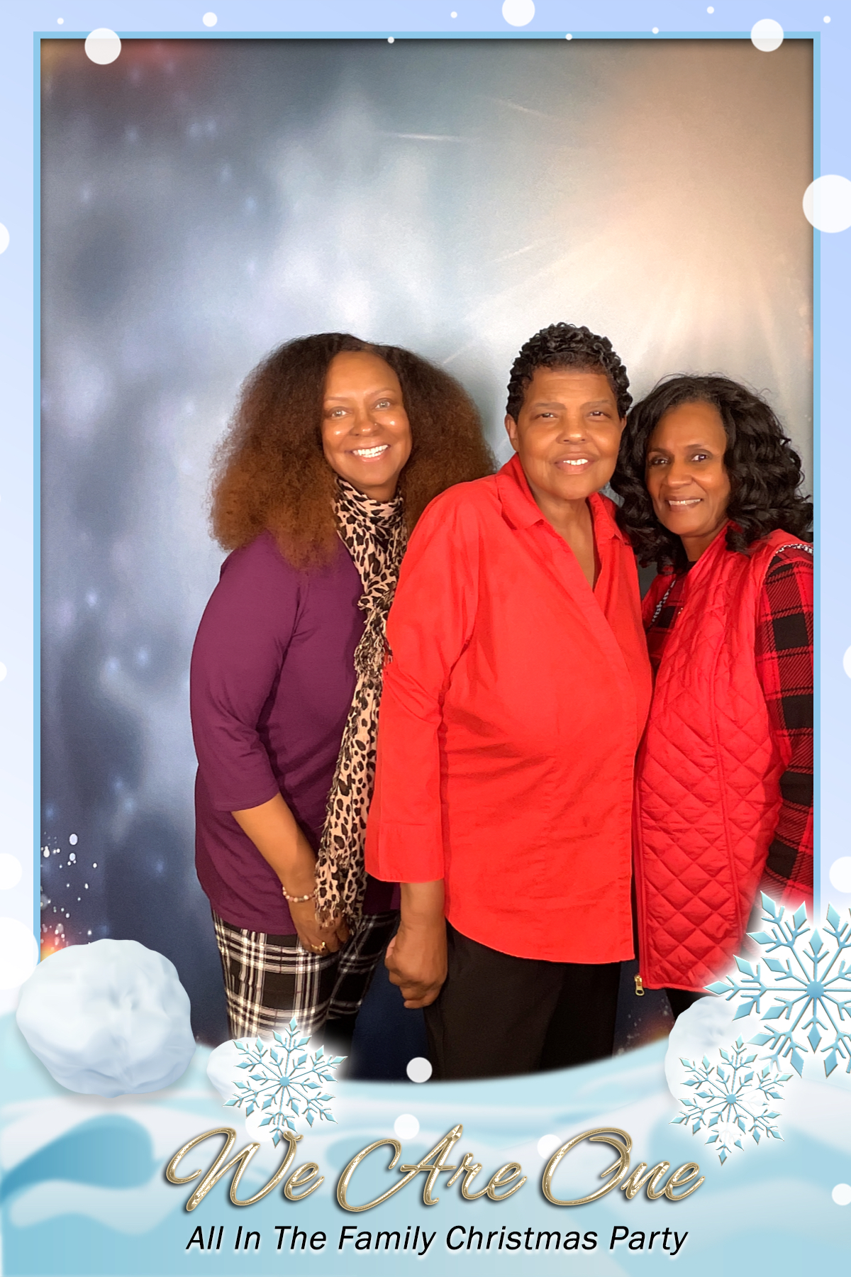 WE ARE ONE:  ALL IN THE FAMILY CHRISTMAS PARTY | View more photos from the event at gallery.rckapturedmemories.com/u/RCKapturedMemories/WE-ARE-ONE-ALL-IN-THE-FAMILY-CHRISTMAS-PARTY