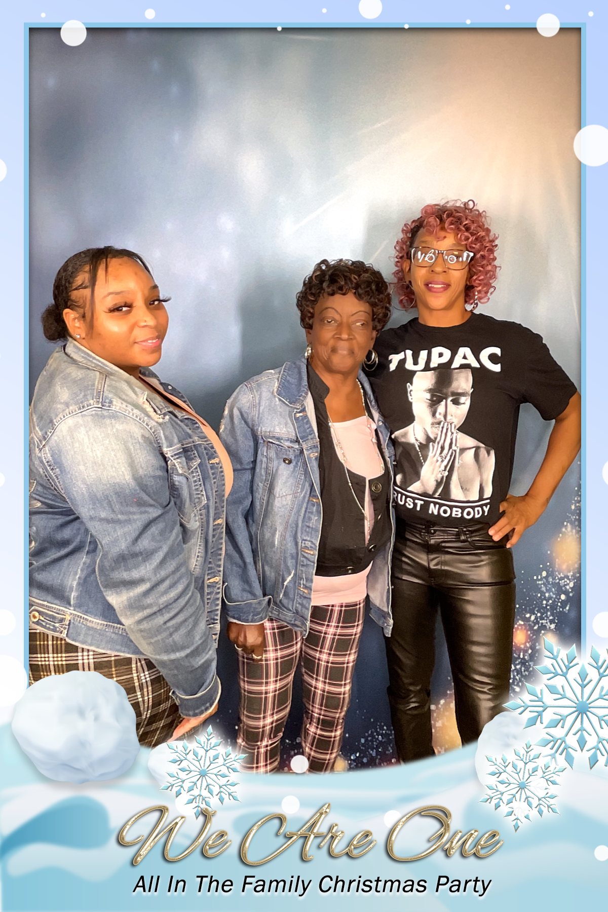 WE ARE ONE:  ALL IN THE FAMILY CHRISTMAS PARTY | View more photos from the event at gallery.rckapturedmemories.com/u/RCKapturedMemories/WE-ARE-ONE-ALL-IN-THE-FAMILY-CHRISTMAS-PARTY