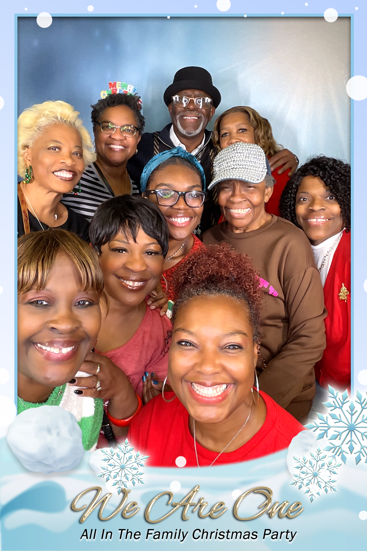 WE ARE ONE:  ALL IN THE FAMILY CHRISTMAS PARTY | View more photos from the event at gallery.rckapturedmemories.com/u/RCKapturedMemories/WE-ARE-ONE-ALL-IN-THE-FAMILY-CHRISTMAS-PARTY