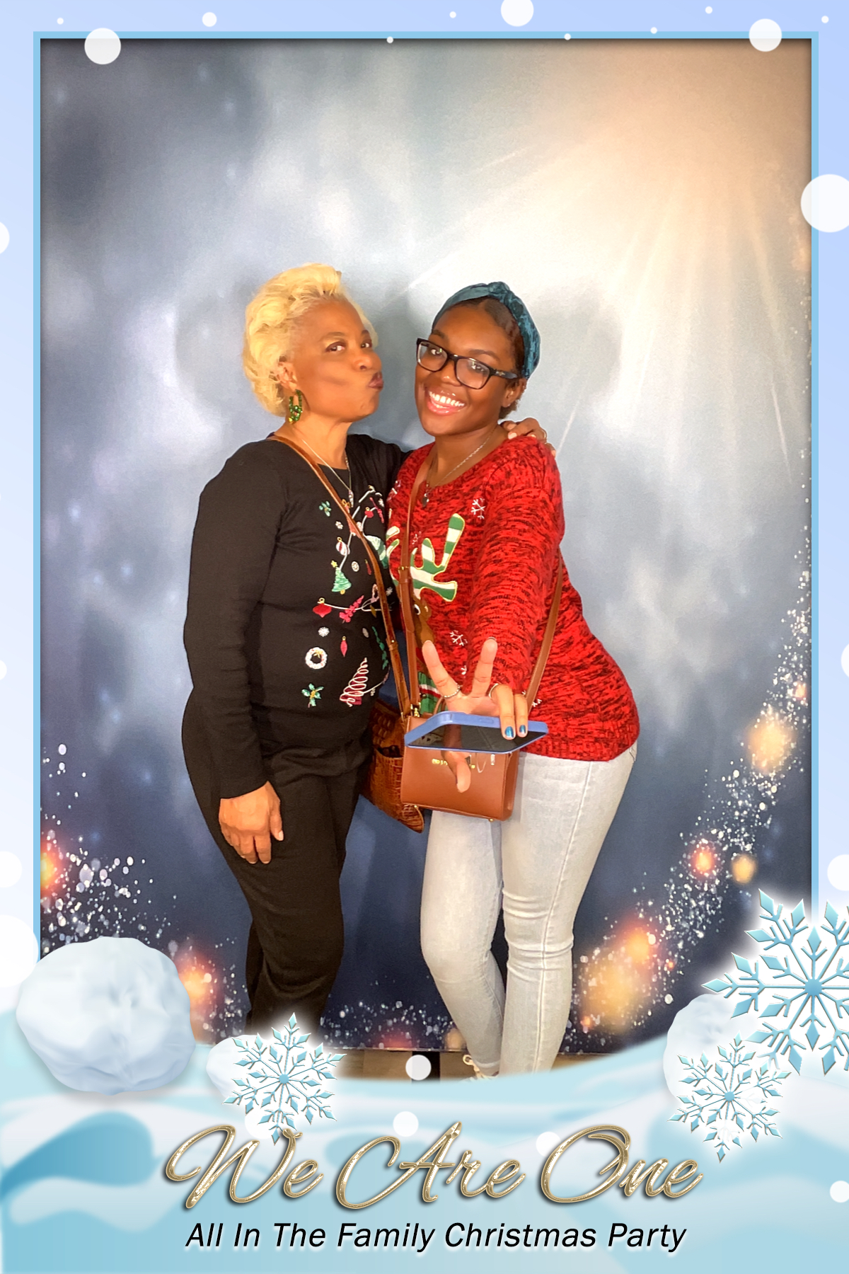 WE ARE ONE:  ALL IN THE FAMILY CHRISTMAS PARTY | View more photos from the event at gallery.rckapturedmemories.com/u/RCKapturedMemories/WE-ARE-ONE-ALL-IN-THE-FAMILY-CHRISTMAS-PARTY