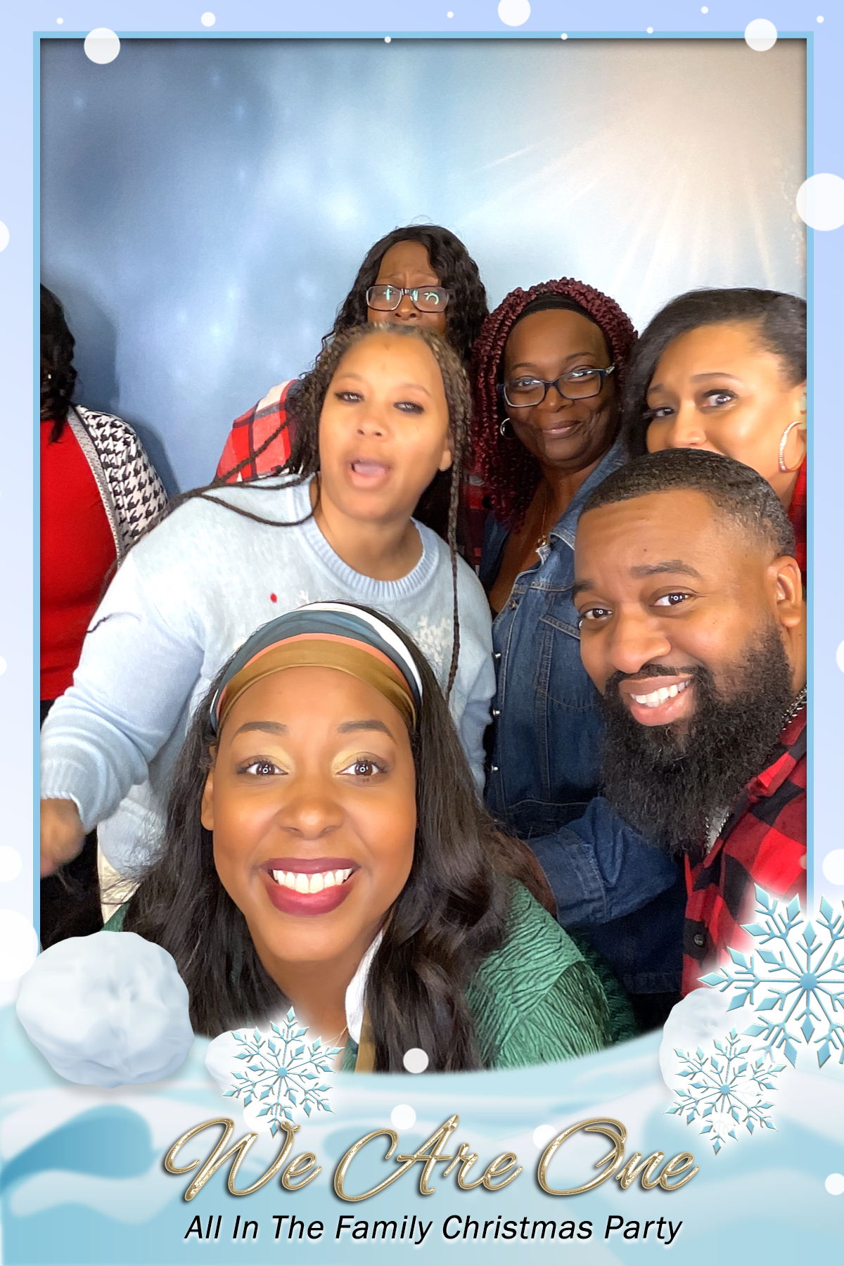 WE ARE ONE:  ALL IN THE FAMILY CHRISTMAS PARTY | View more photos from the event at gallery.rckapturedmemories.com/u/RCKapturedMemories/WE-ARE-ONE-ALL-IN-THE-FAMILY-CHRISTMAS-PARTY