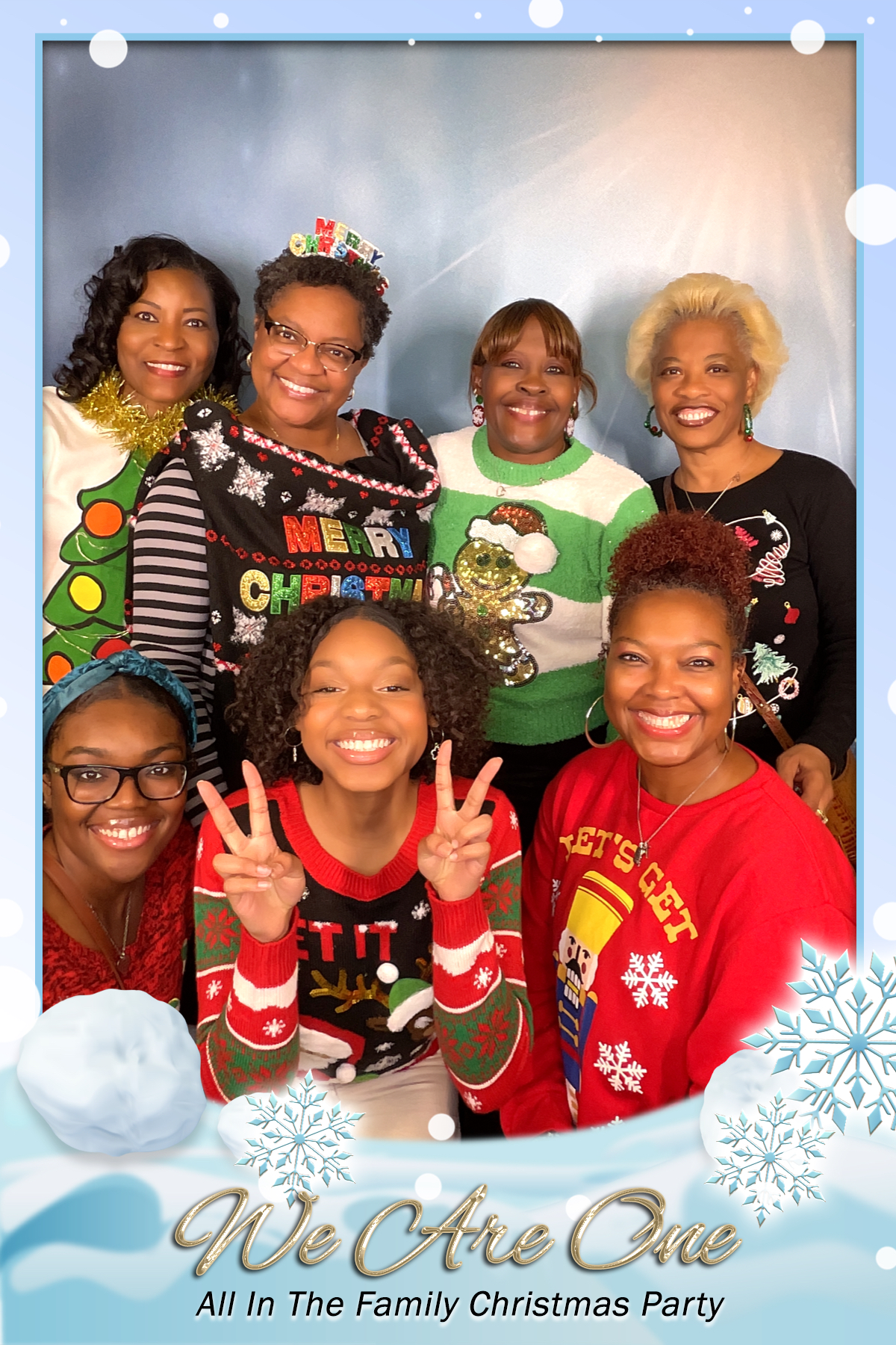 WE ARE ONE:  ALL IN THE FAMILY CHRISTMAS PARTY | View more photos from the event at gallery.rckapturedmemories.com/u/RCKapturedMemories/WE-ARE-ONE-ALL-IN-THE-FAMILY-CHRISTMAS-PARTY