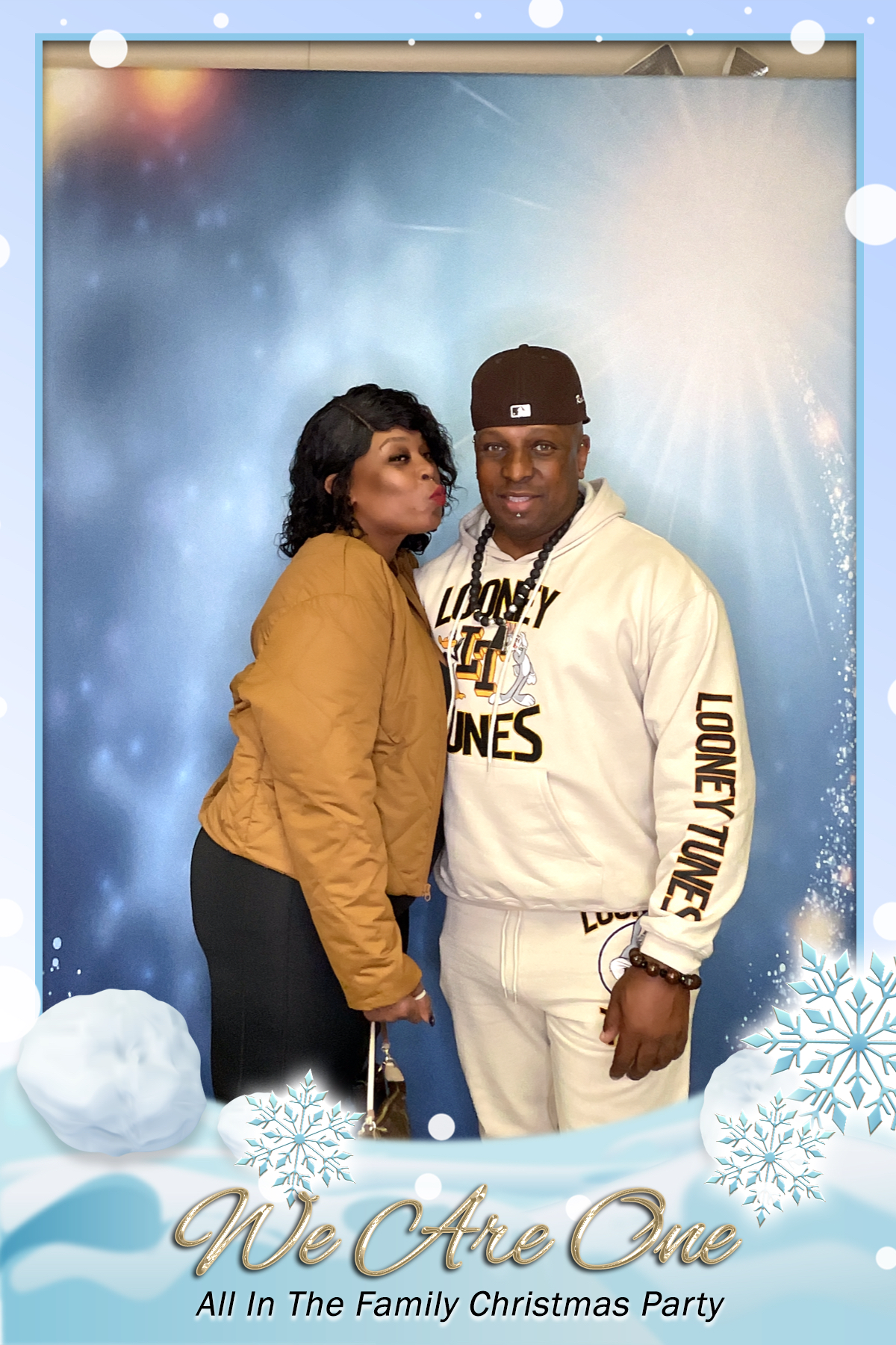 WE ARE ONE:  ALL IN THE FAMILY CHRISTMAS PARTY | View more photos from the event at gallery.rckapturedmemories.com/u/RCKapturedMemories/WE-ARE-ONE-ALL-IN-THE-FAMILY-CHRISTMAS-PARTY