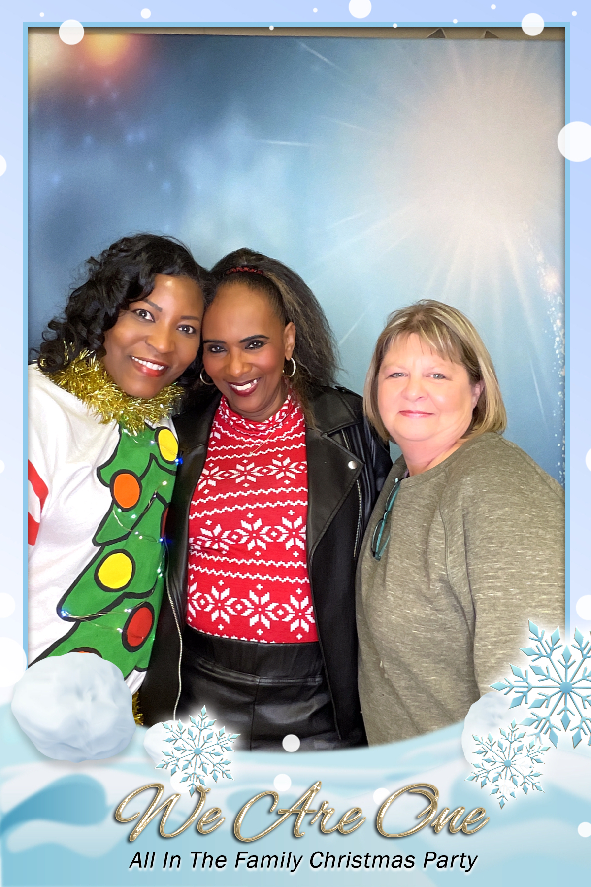 WE ARE ONE:  ALL IN THE FAMILY CHRISTMAS PARTY | View more photos from the event at gallery.rckapturedmemories.com/u/RCKapturedMemories/WE-ARE-ONE-ALL-IN-THE-FAMILY-CHRISTMAS-PARTY